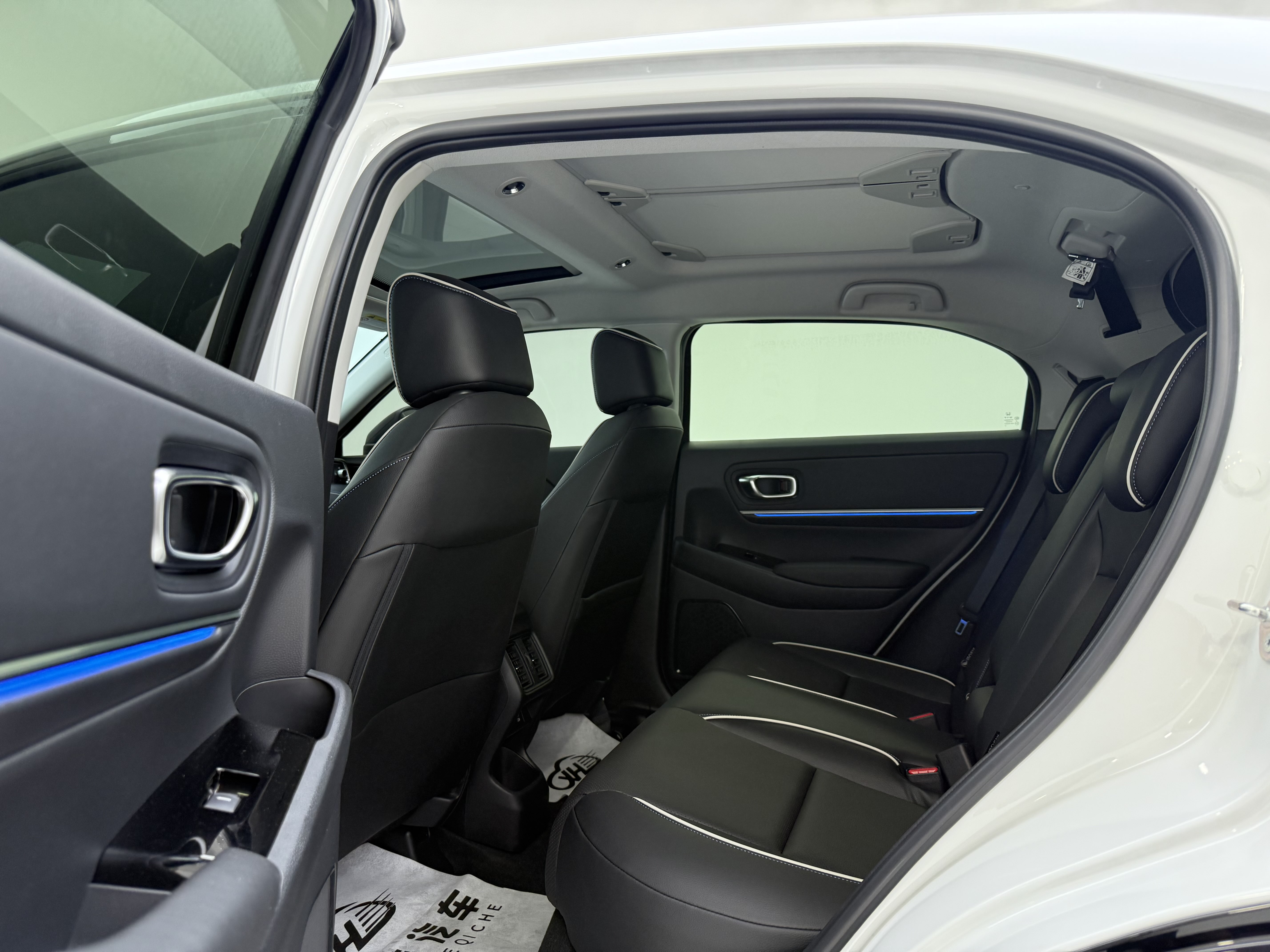 Honda e:NS1 2022 car image #9