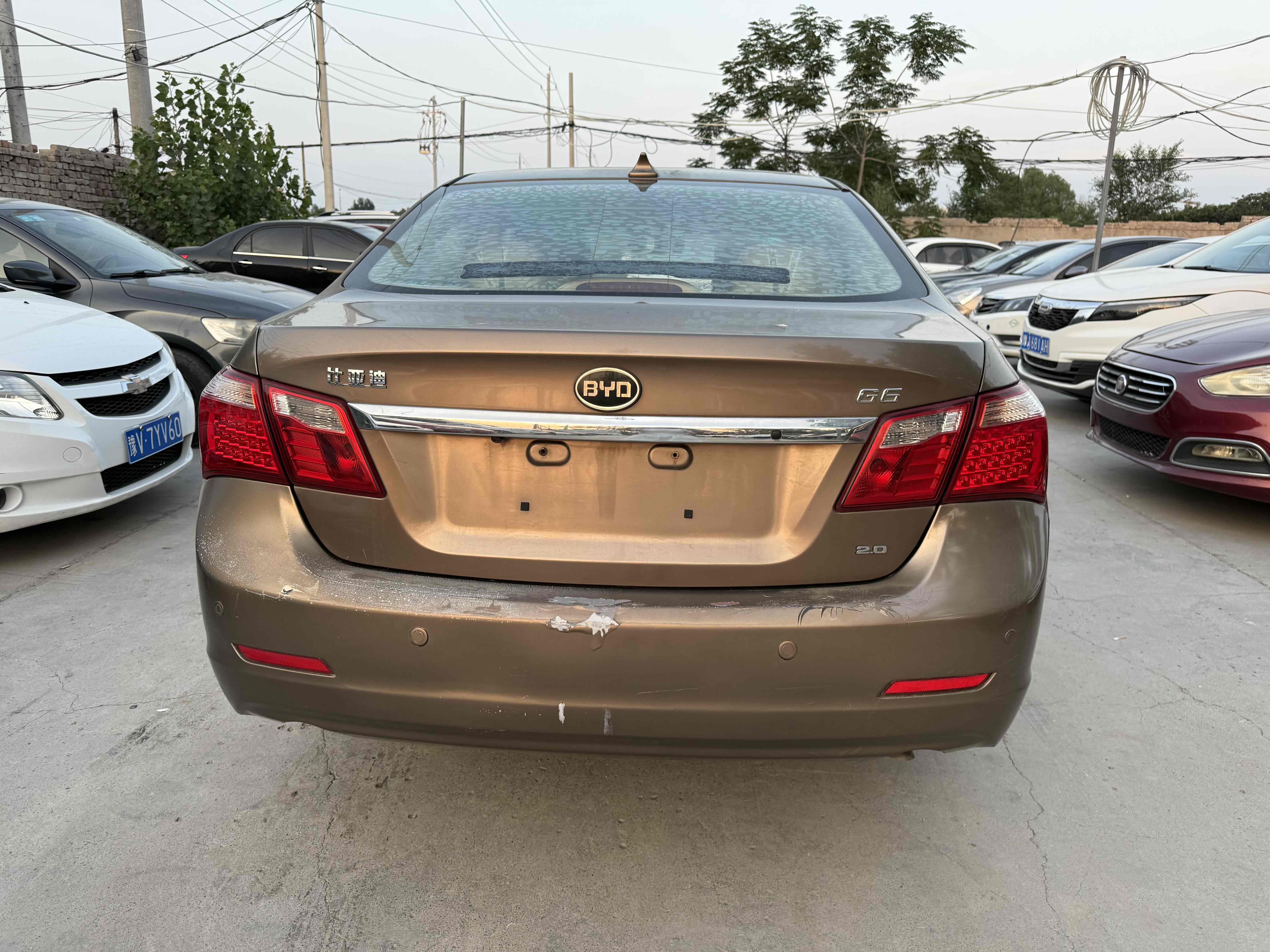 BYD G6 2014 car image #9