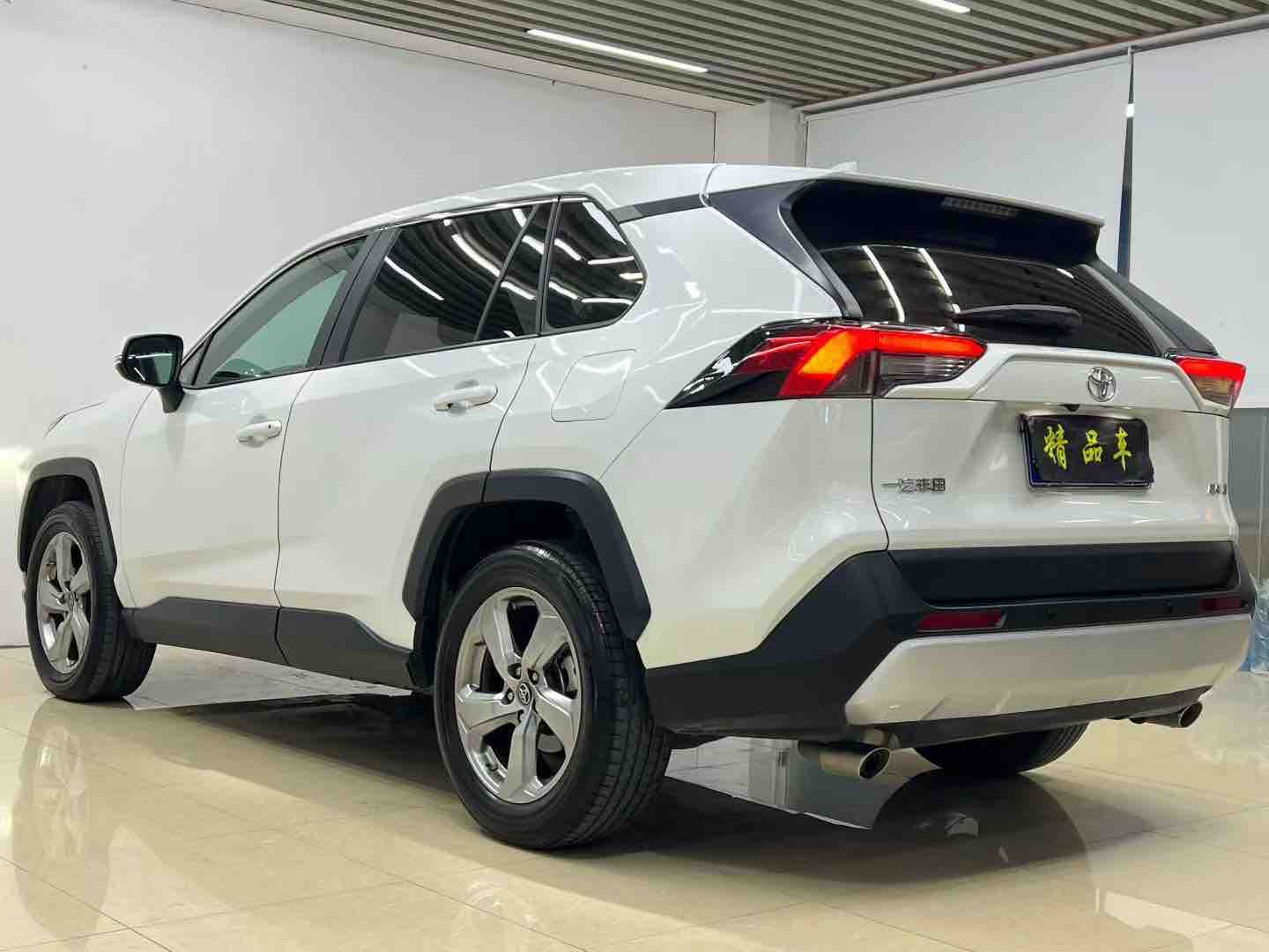 Toyota RAV4 2023 #9 Toyota RAV4 2023 car image #9