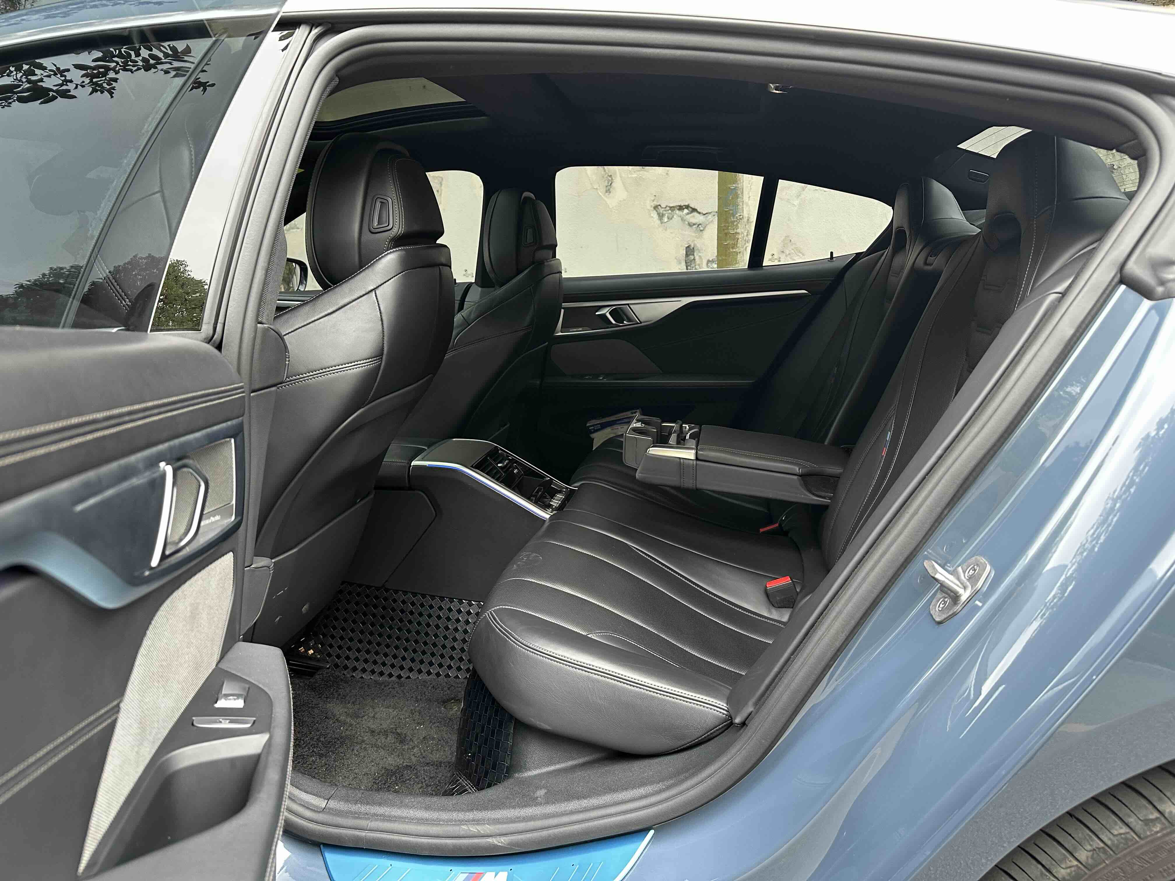 BMW 8 Series 2023 #9 BMW 8 Series 2023 car image #9