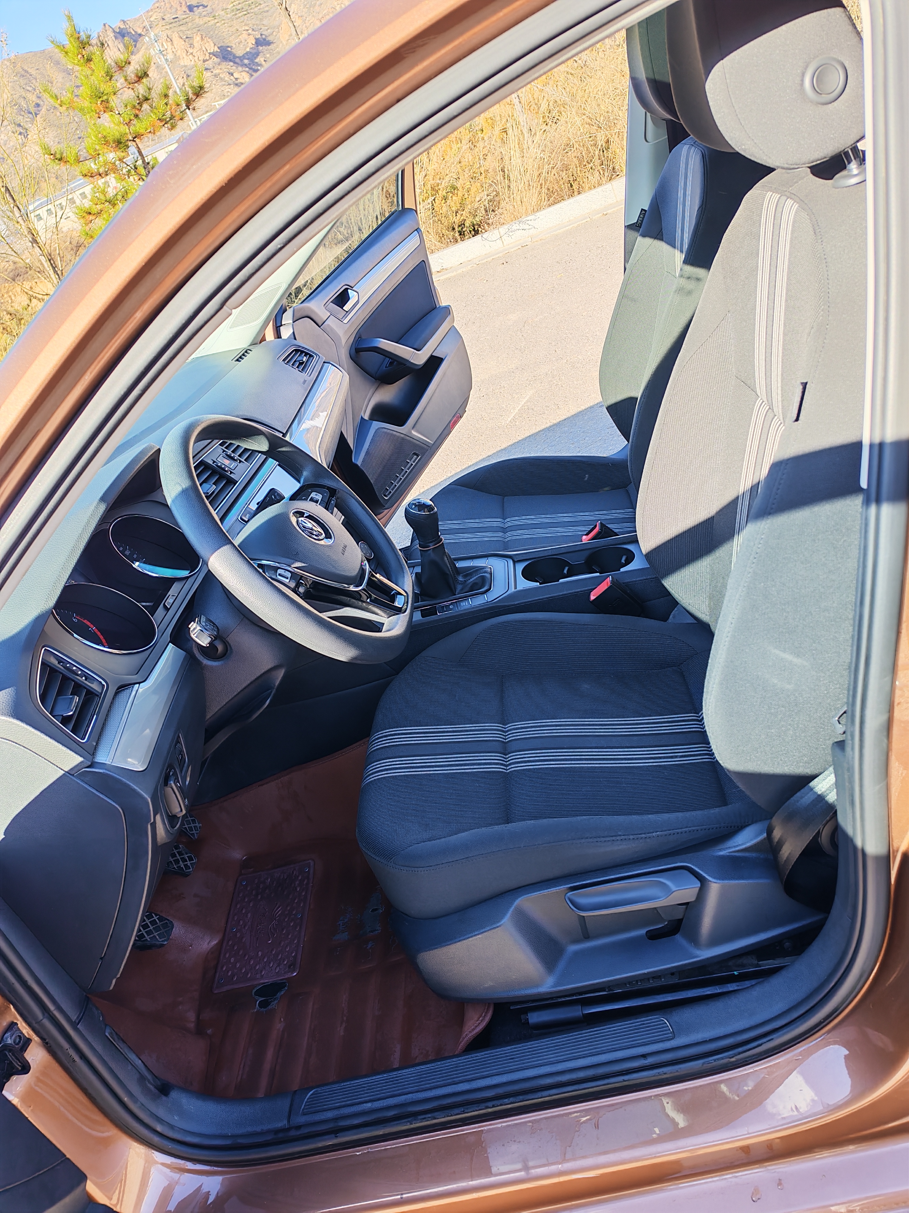 Volkswagen Lamando 2016 immagine di auto #9