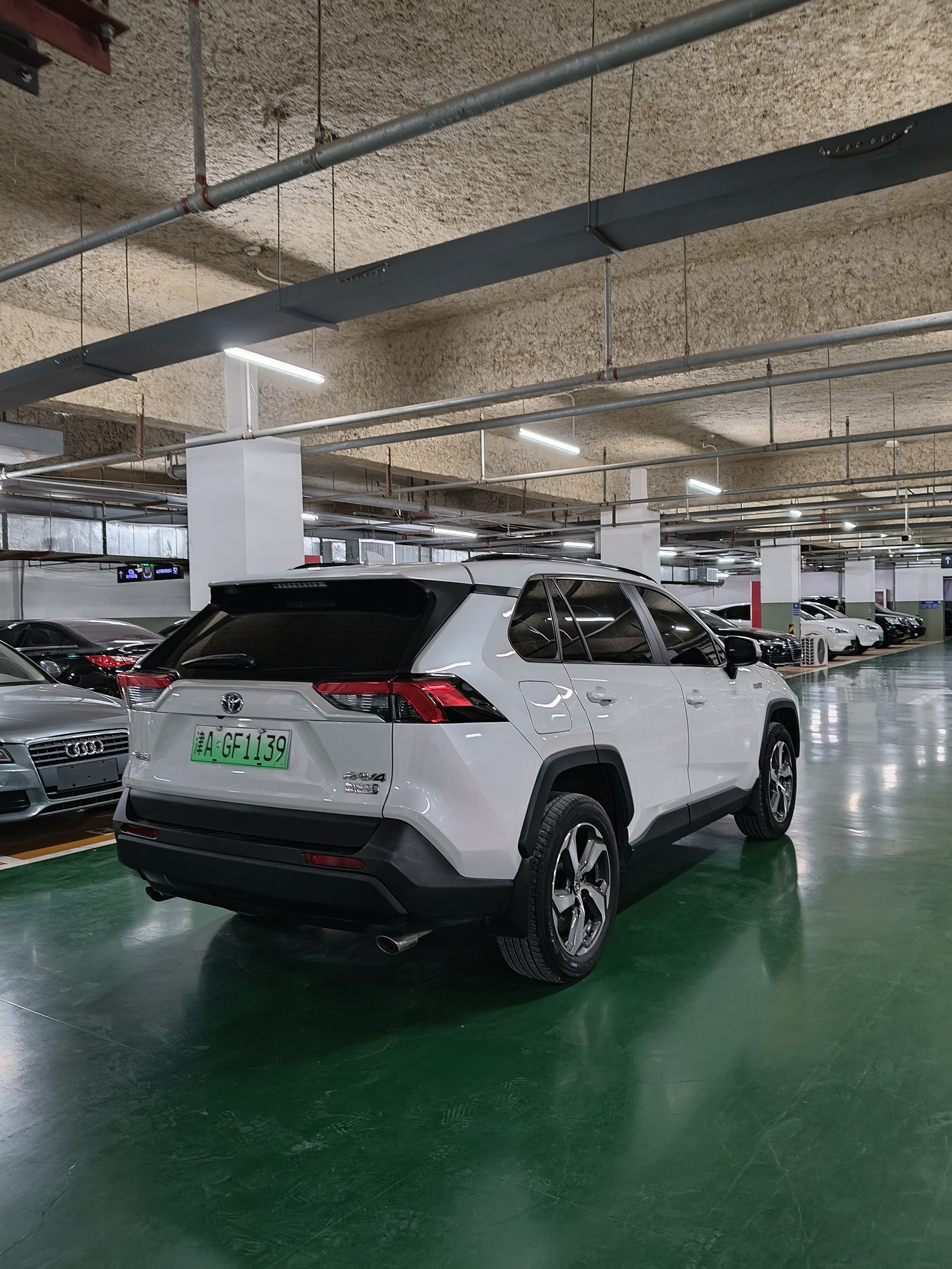 Toyota RAV4 Hybird E+ 2021 immagine di auto #9