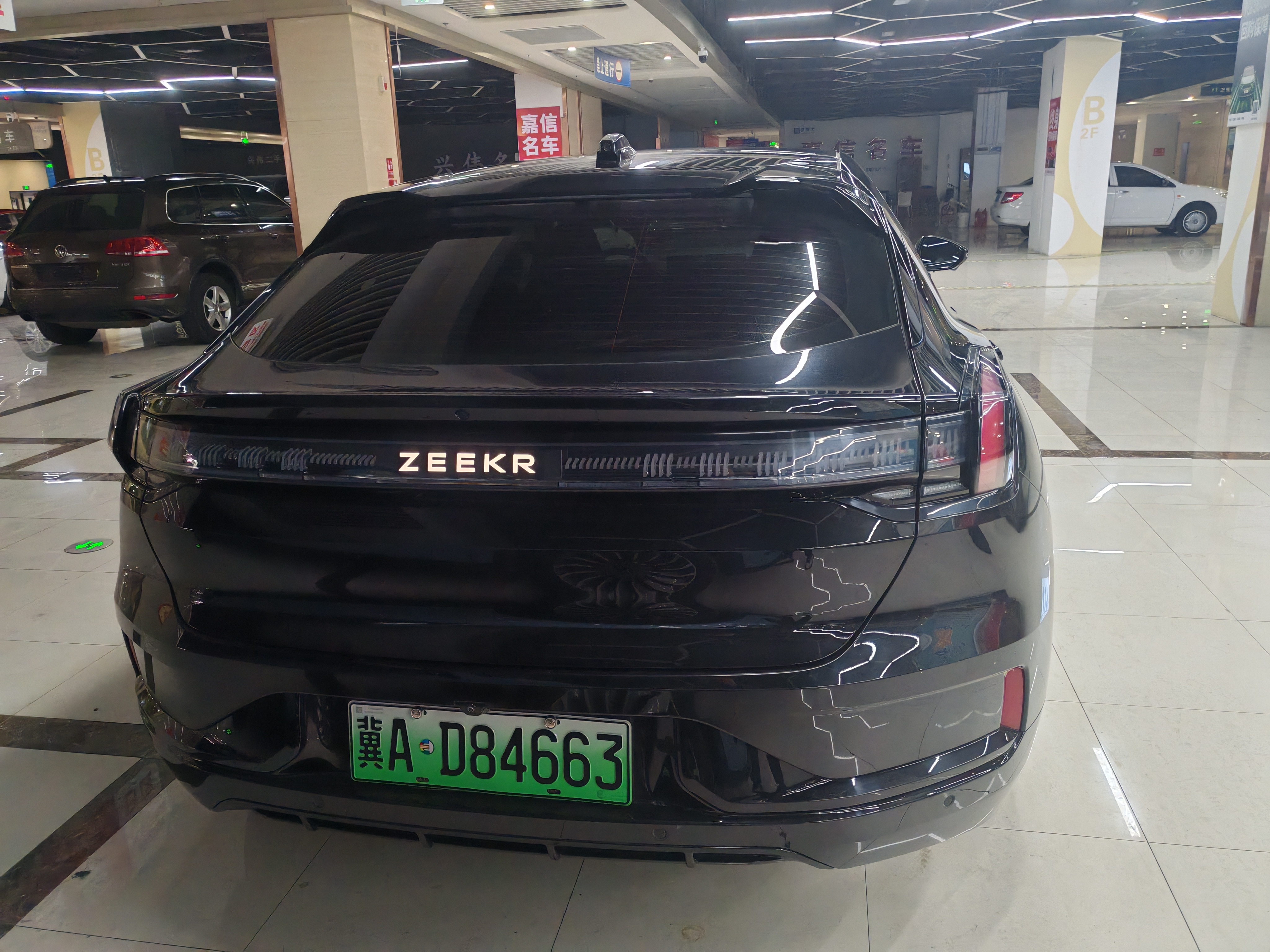 极氪 极氪001 2022 汽车图片 #9