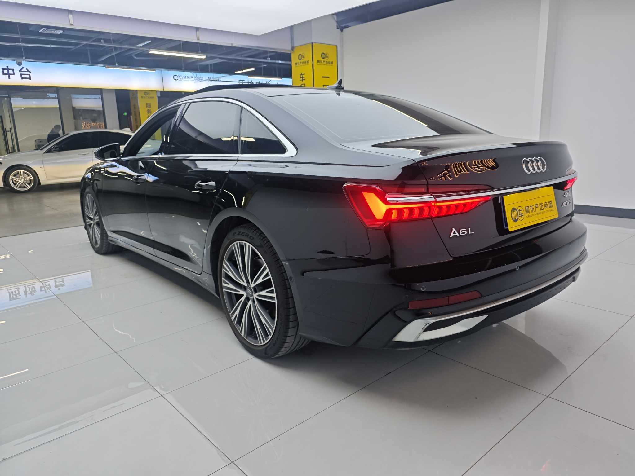 Audi A6L 2022 car image #9