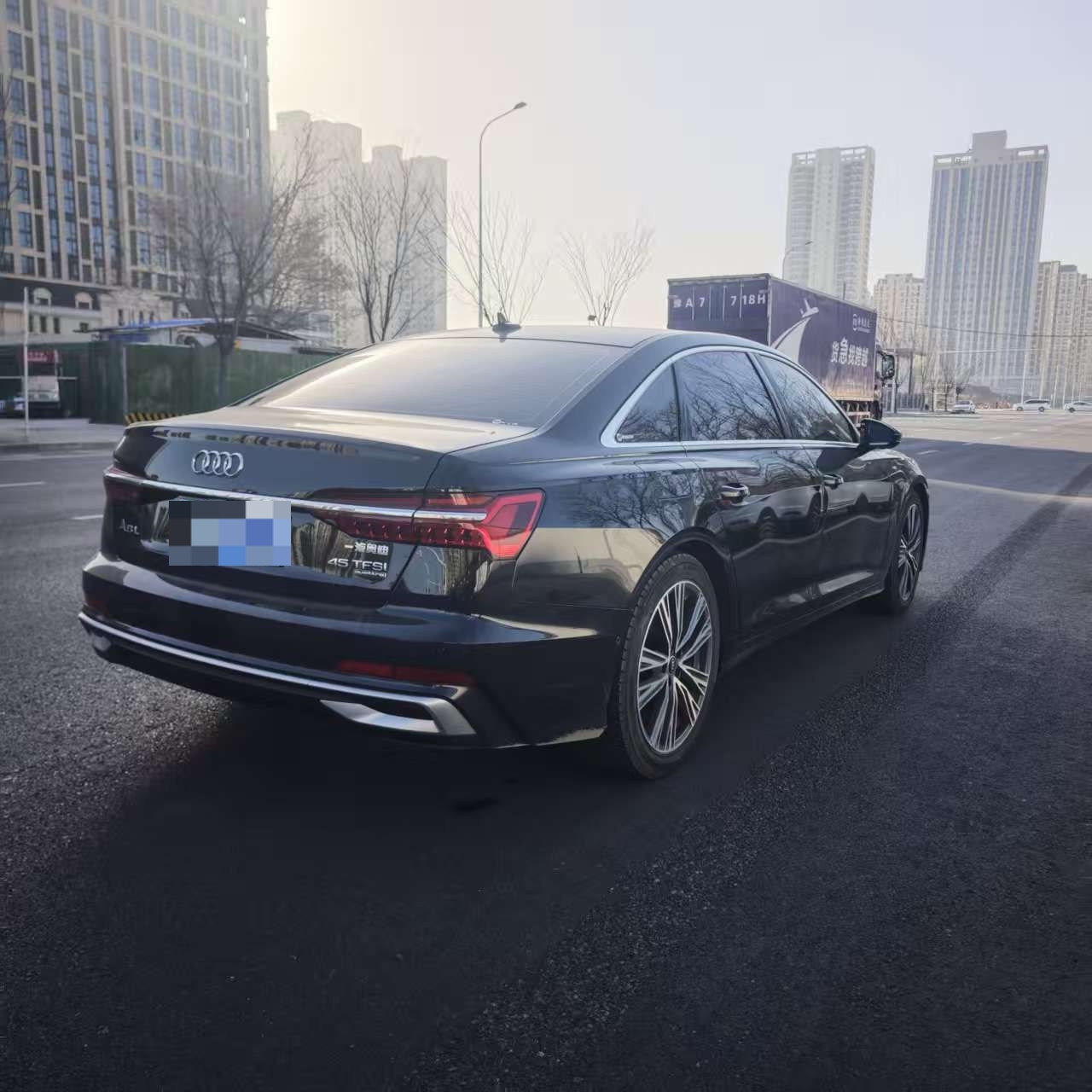 Audi A6L 2023 car image #9