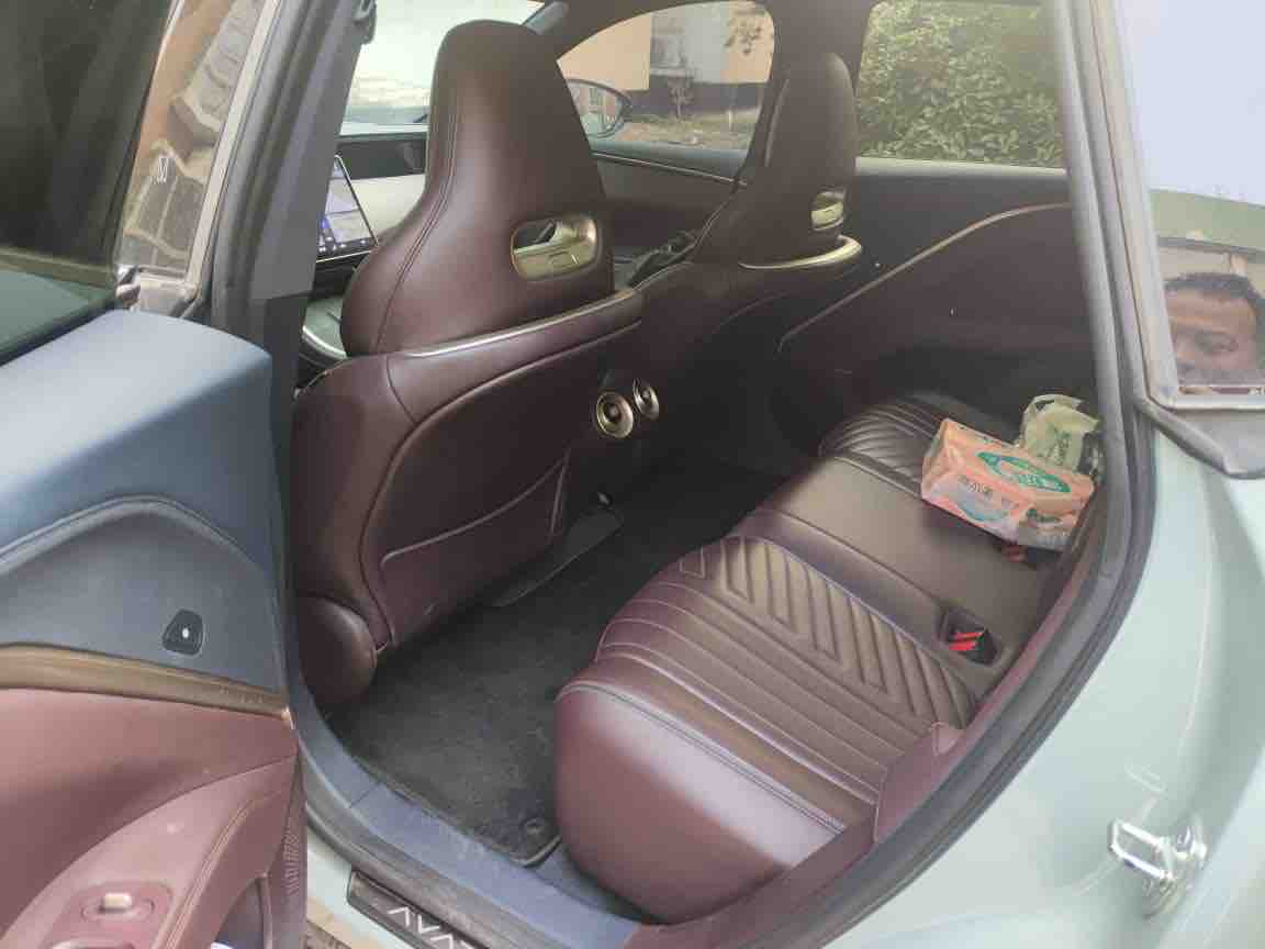 Avatr 11 2024 imagem de carro #9