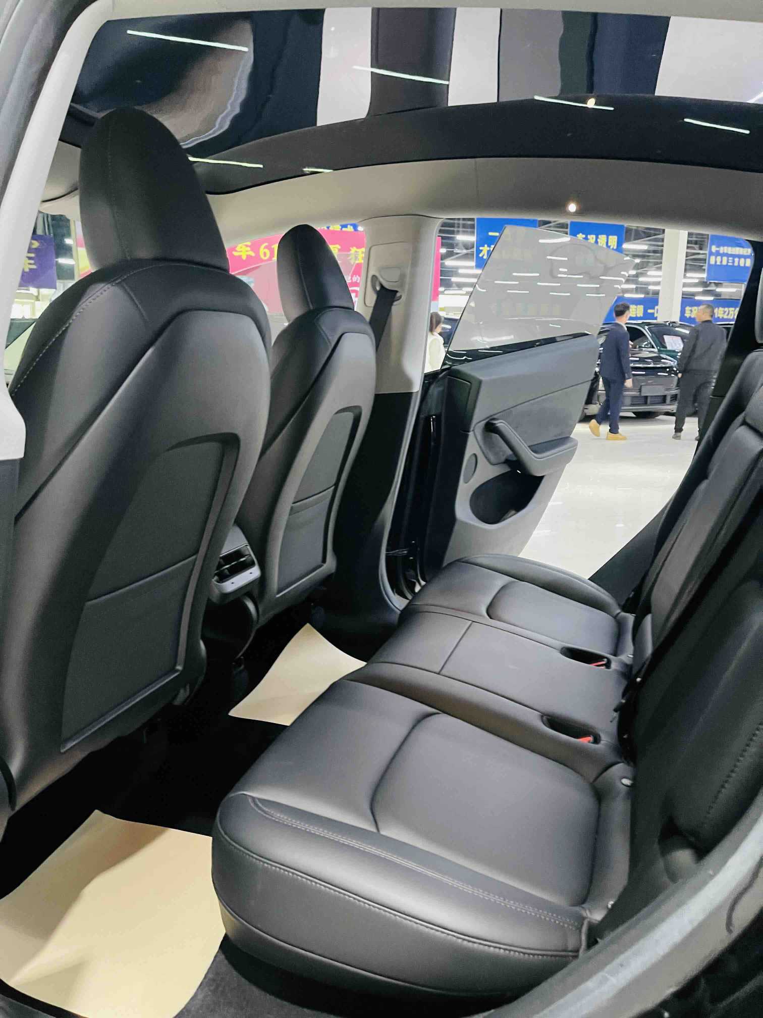 特斯拉 Model Y 2023 汽车图片 #9