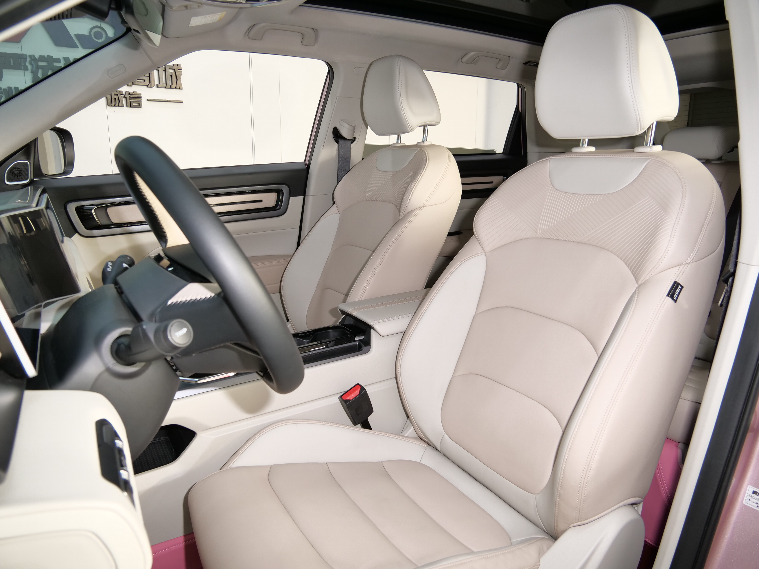 GEELY ICON 2023 #9 GEELY ICON 2023 car image #9