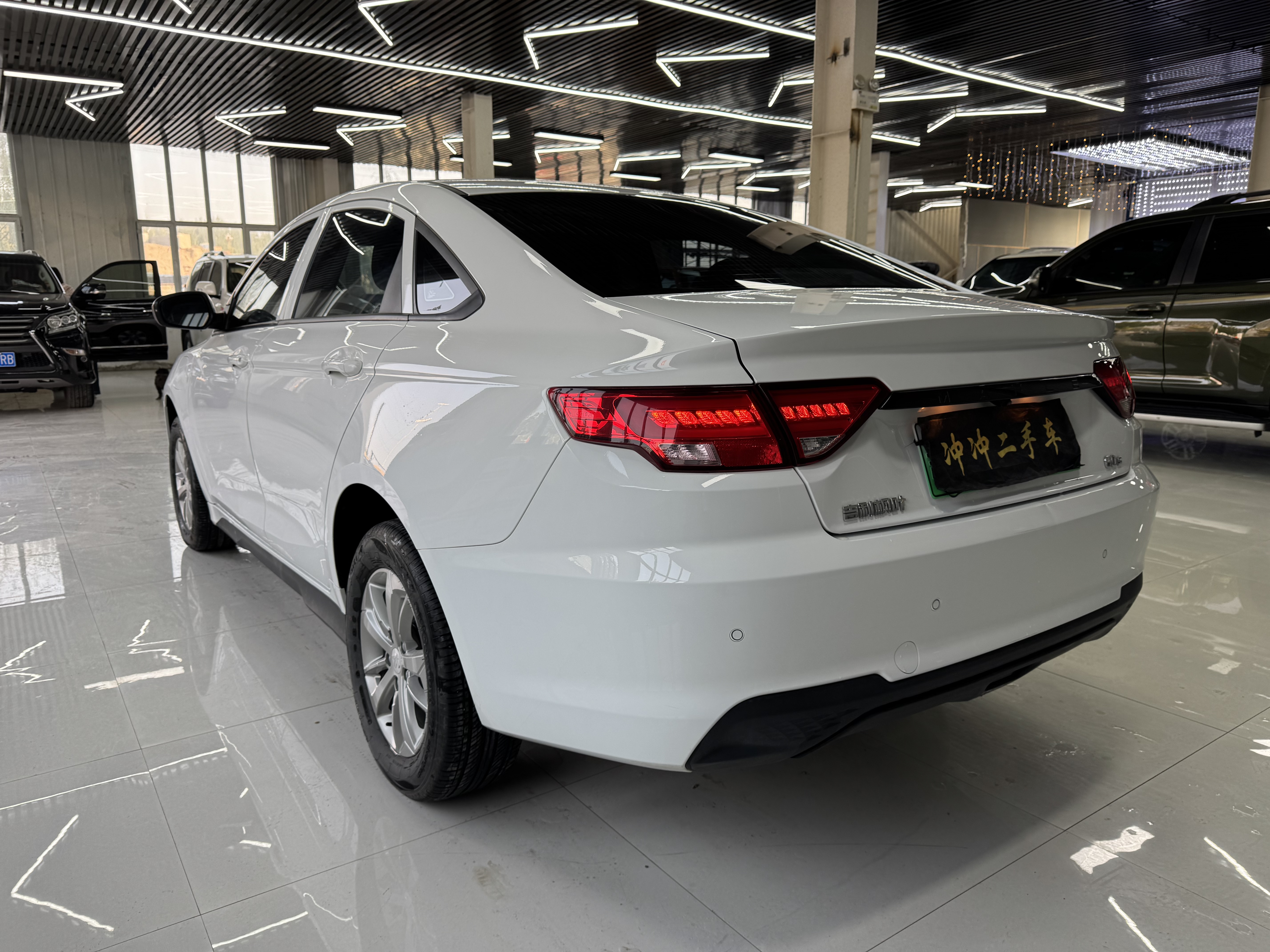 Livan Maple 60S 2022 imagen de coche #9