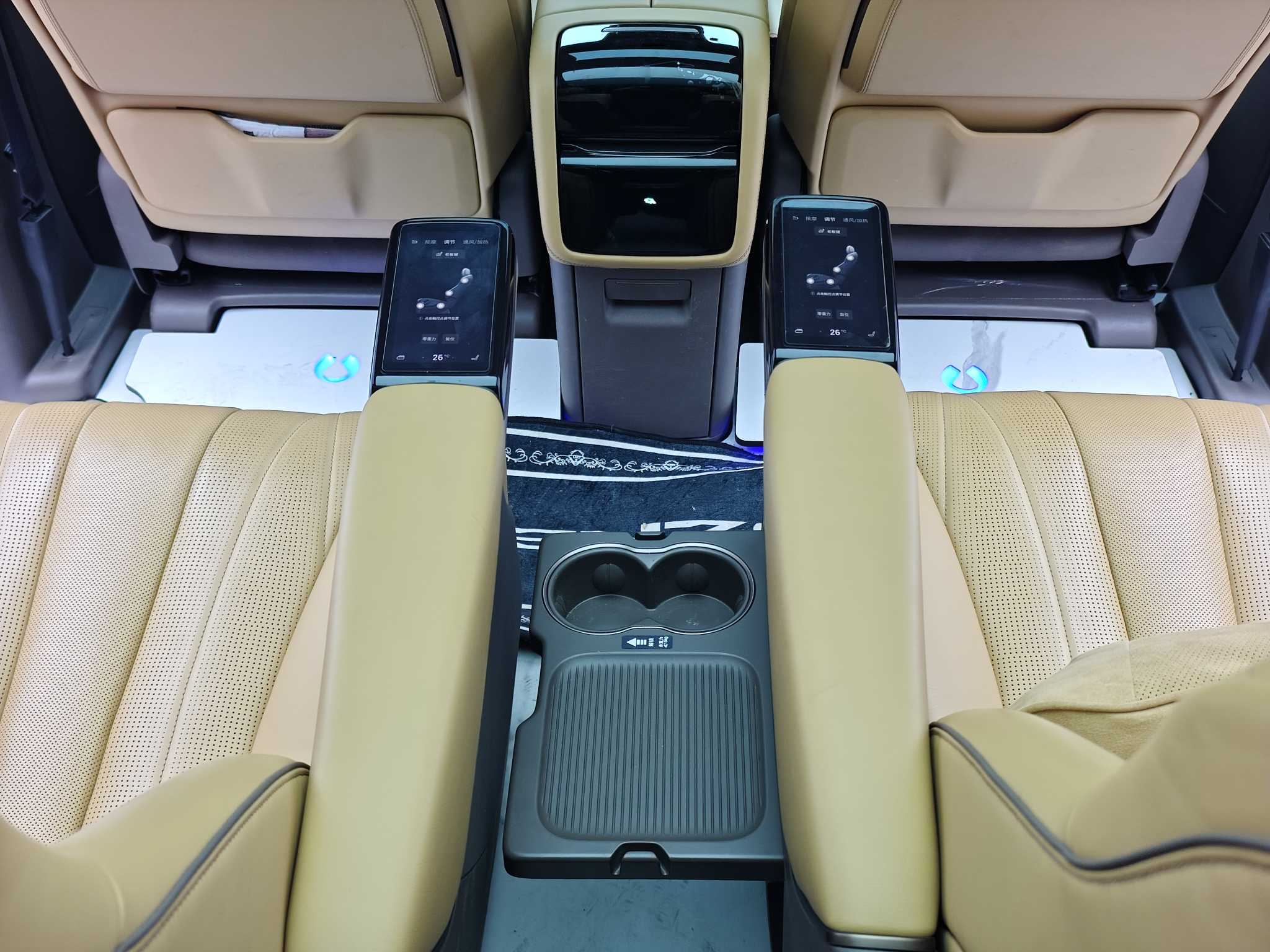 Denza D9 2024 #9 Denza D9 2024 immagine di auto #9