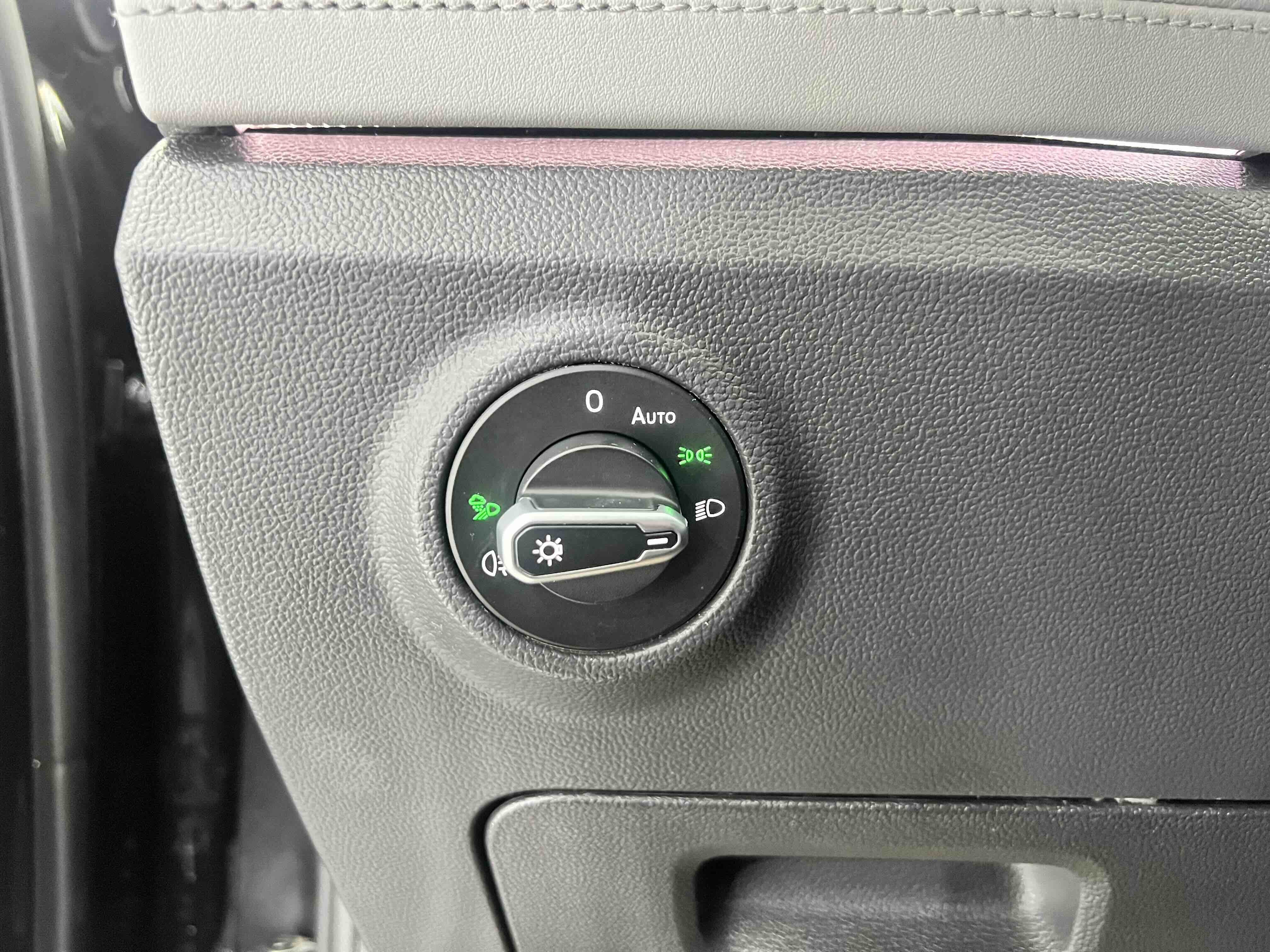 Volkswagen Tayron 2023 immagine di auto #9