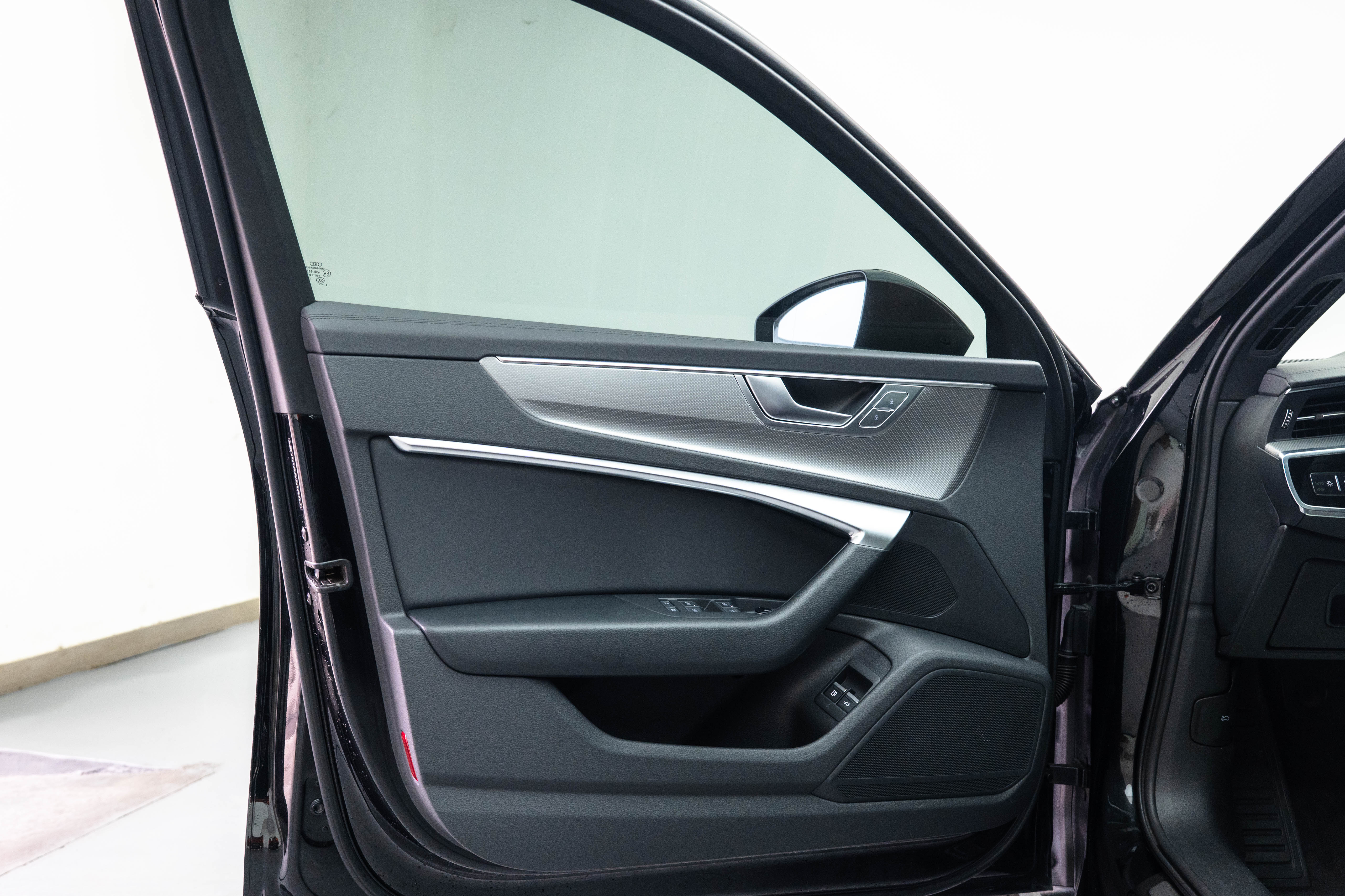 Audi A6L New Energy 2023 #9 Audi A6L New Energy 2023 car image #9