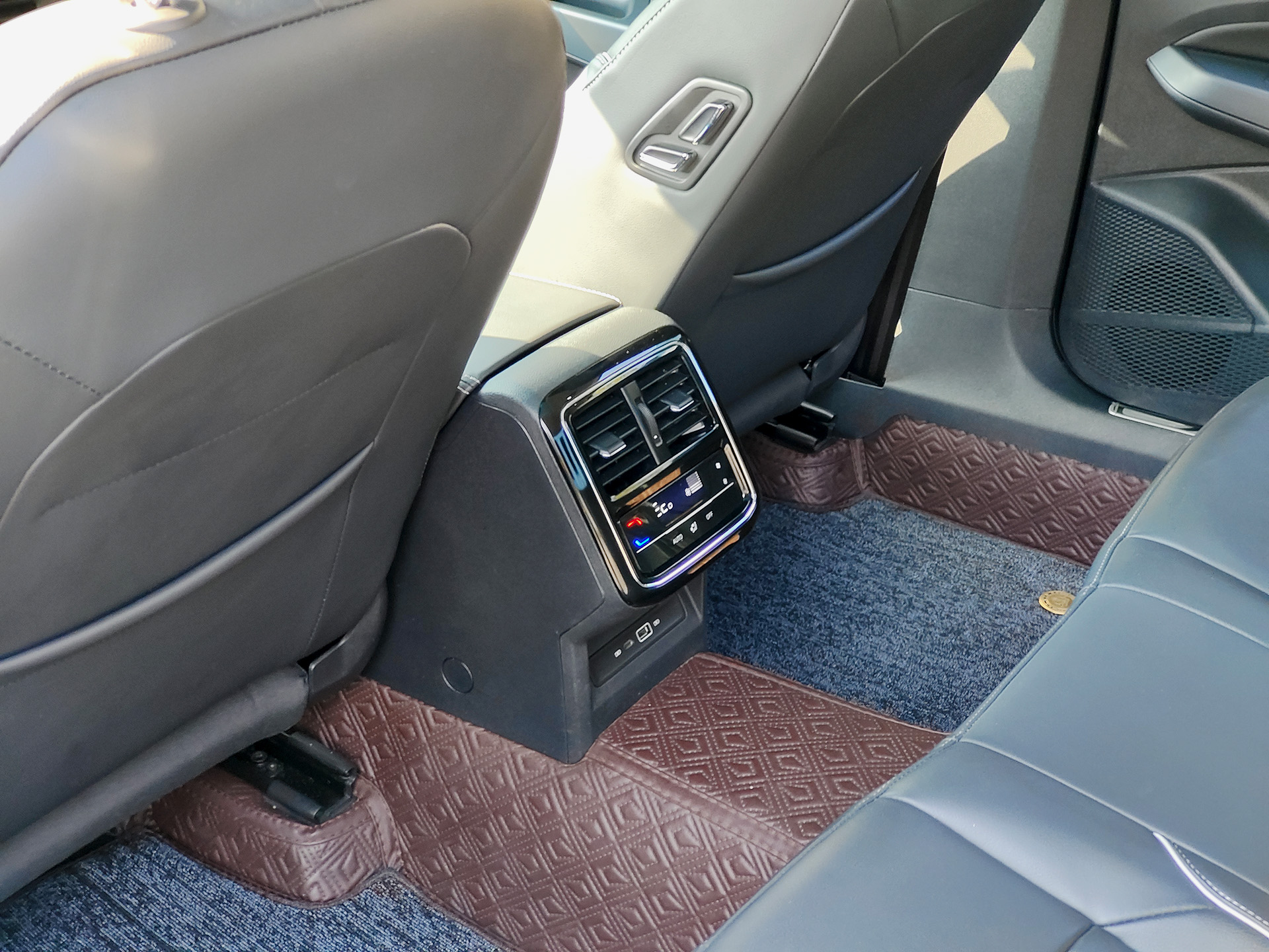 Volkswagen Passat New Energy 2024 #9 Volkswagen Passat New Energy 2024 صورة سيارة #9