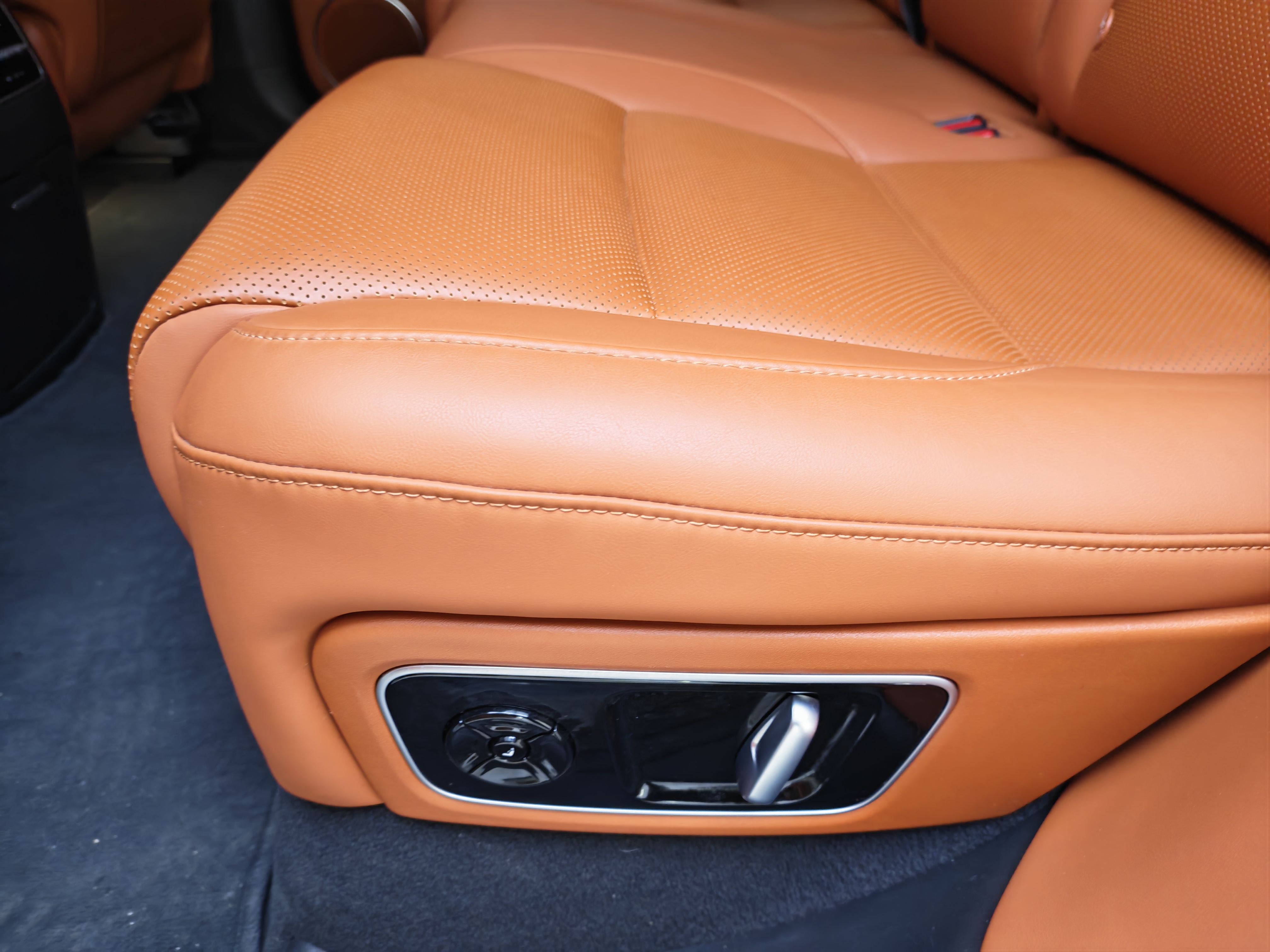 Li L7 2023 immagine di auto #9