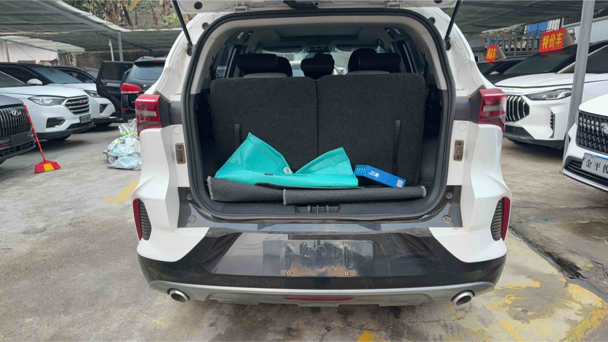 Soueast DX8 S 2023 #9 Soueast DX8 S 2023 car image #9