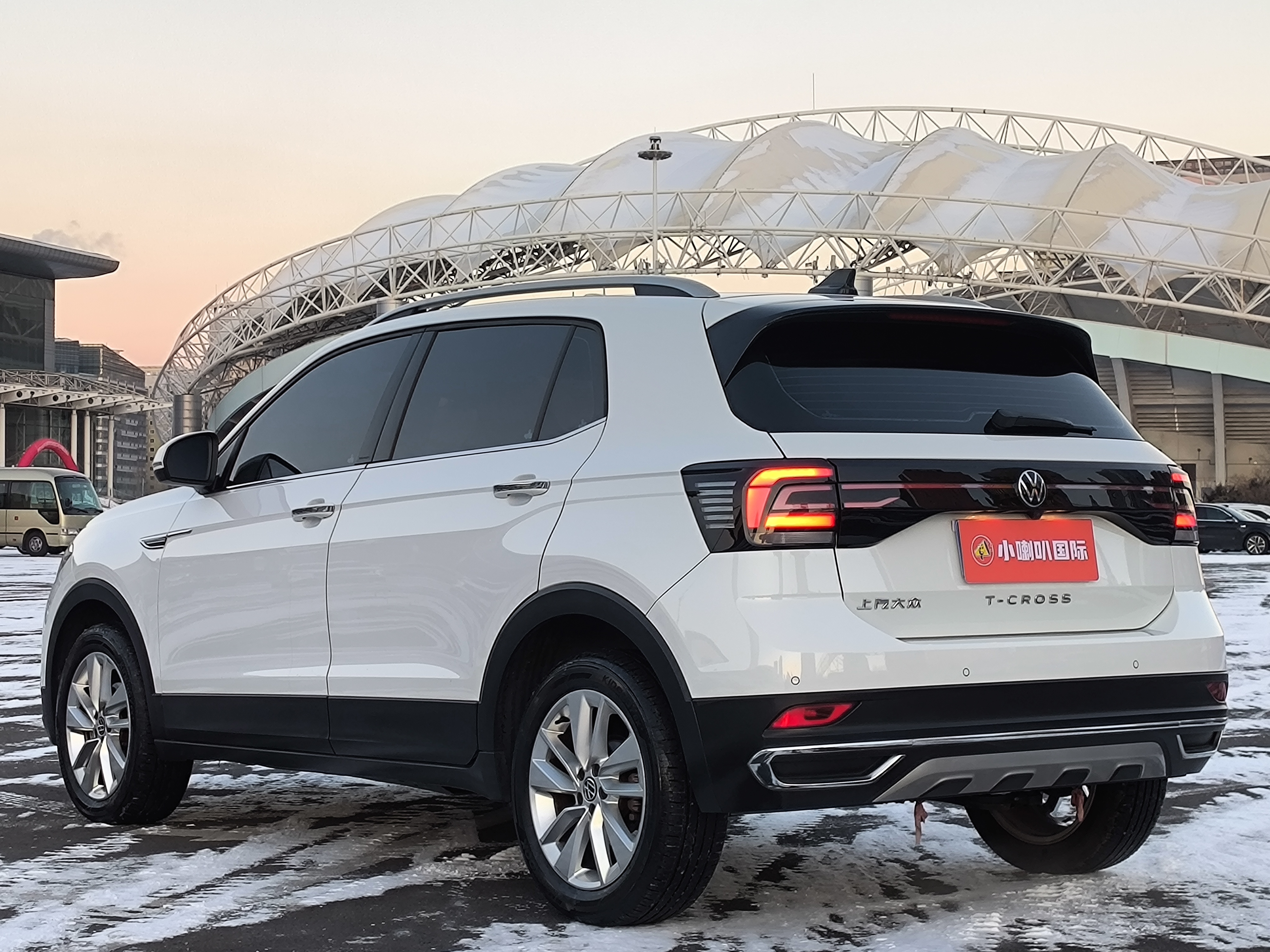 Volkswagen T-Cross 2023 #9 Volkswagen T-Cross 2023 car image #9