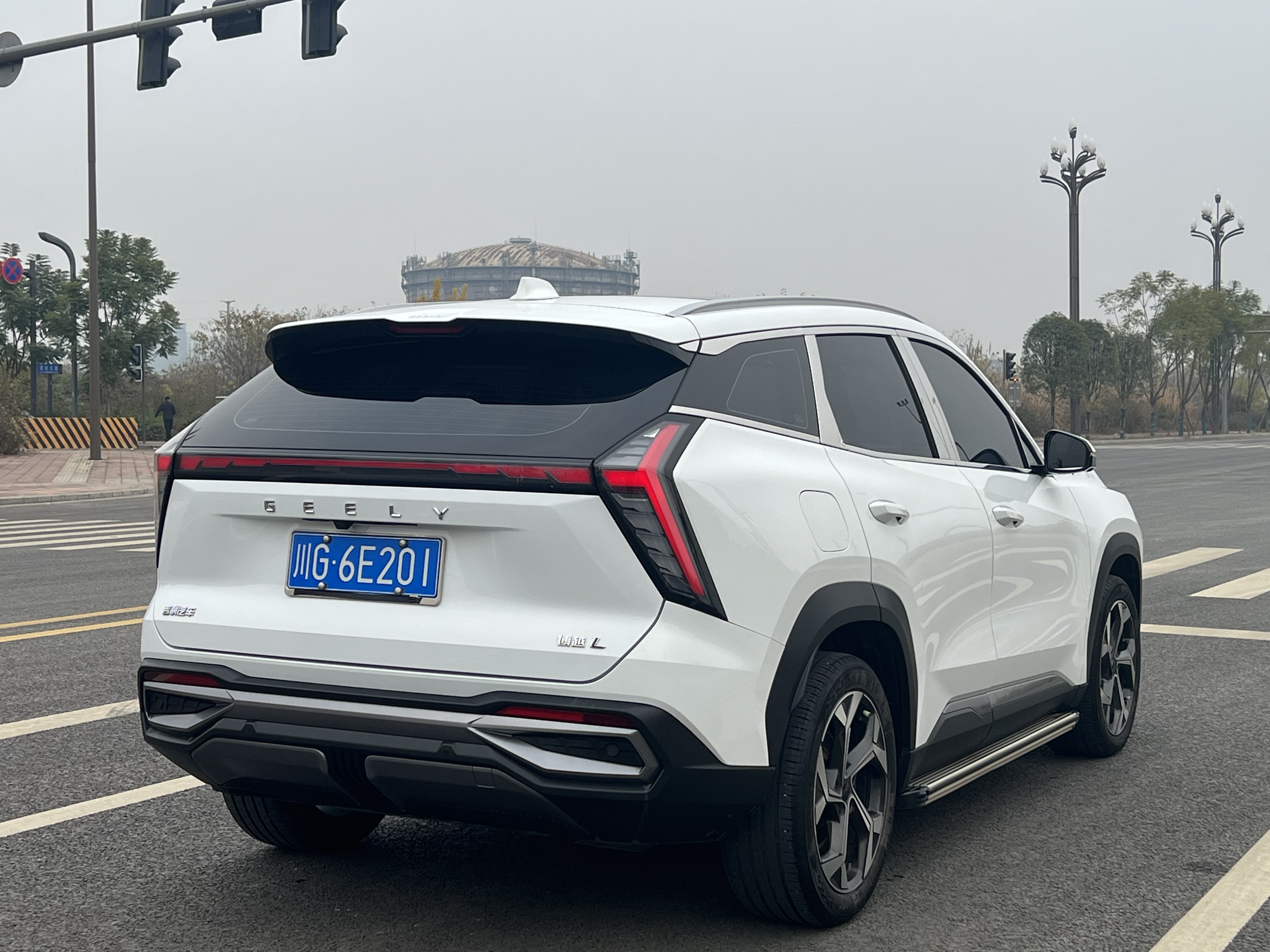 GEELY Boyue L 2023 car image #9