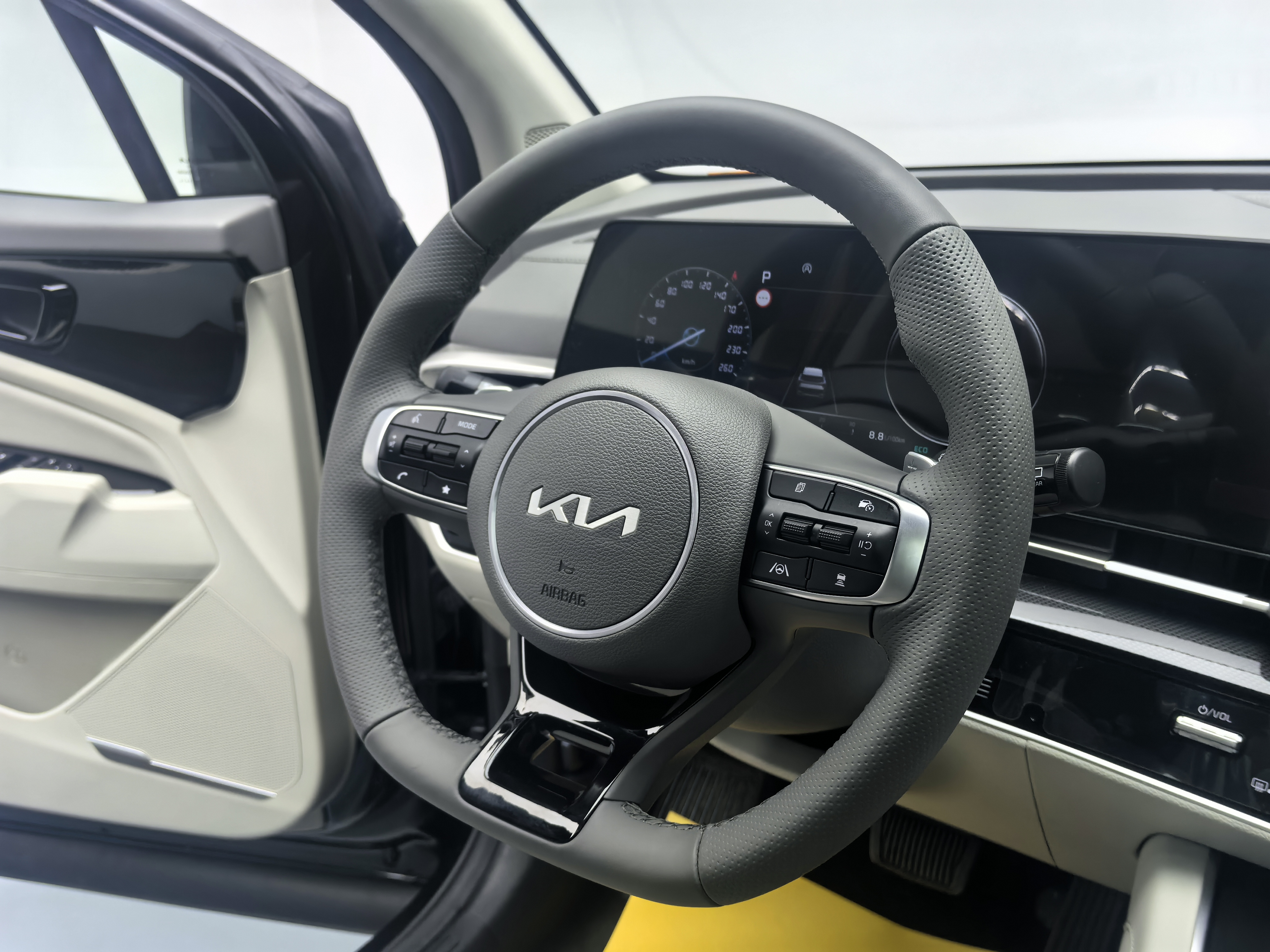 Kia Sportage 2025 car image #9