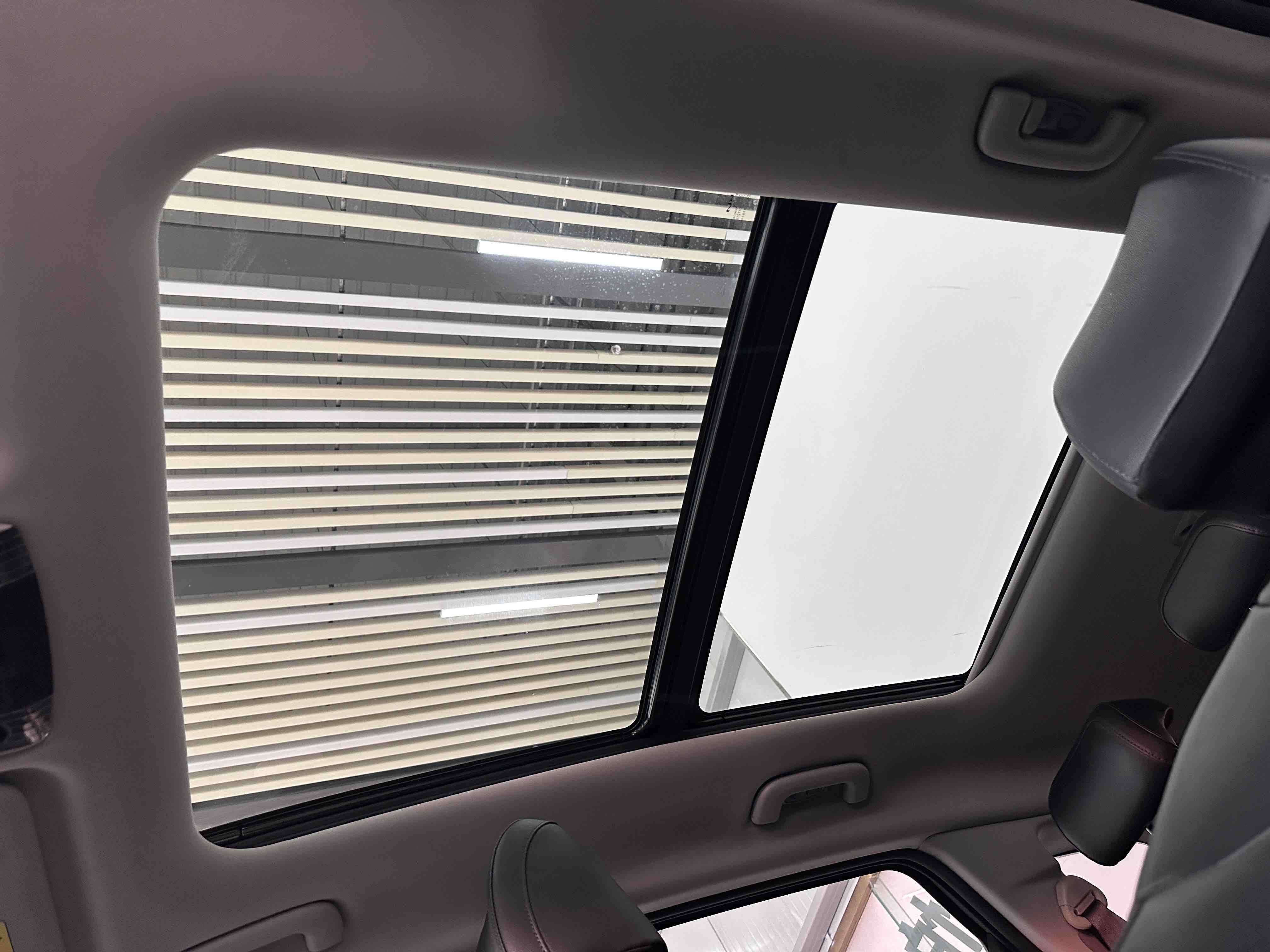 起亚 狮铂拓界 2024 汽车图片 #9