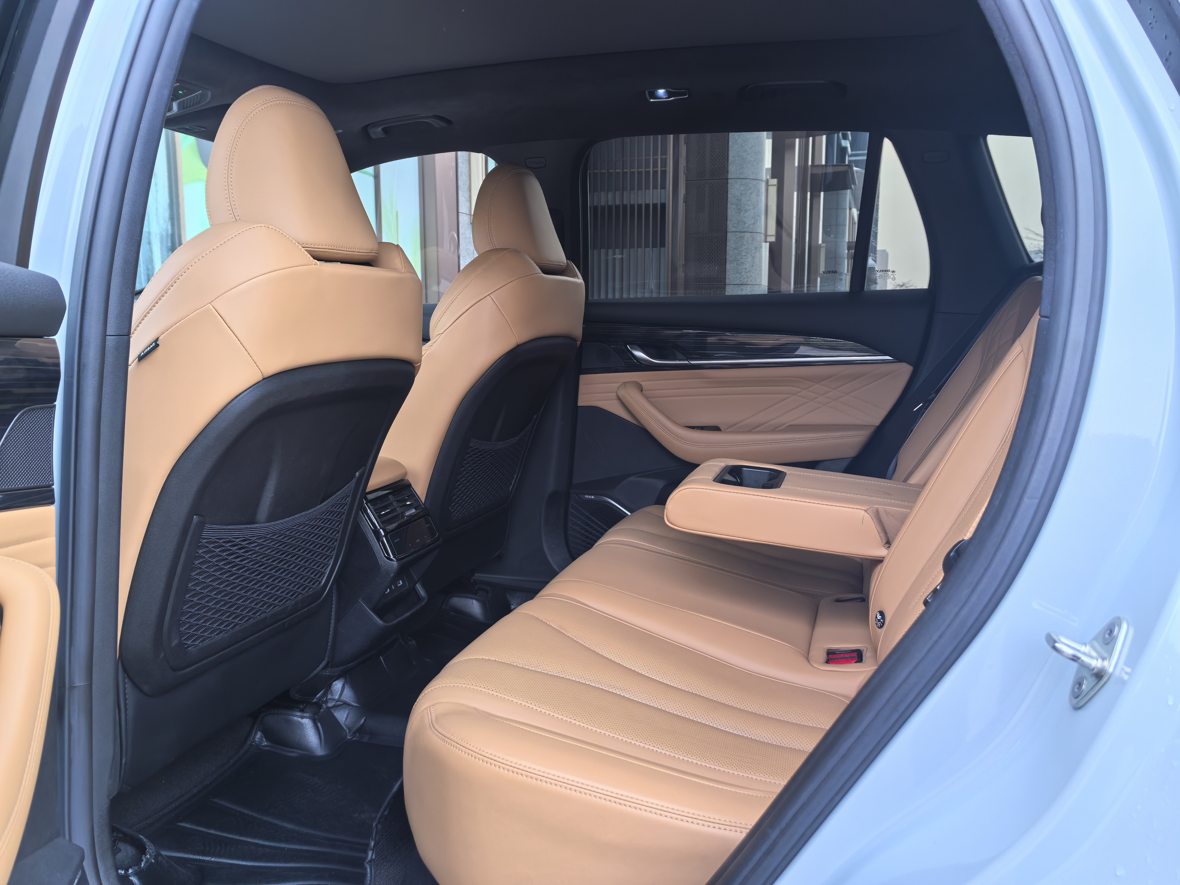 GEELY Monjaro EREV 2023 image de voiture #9