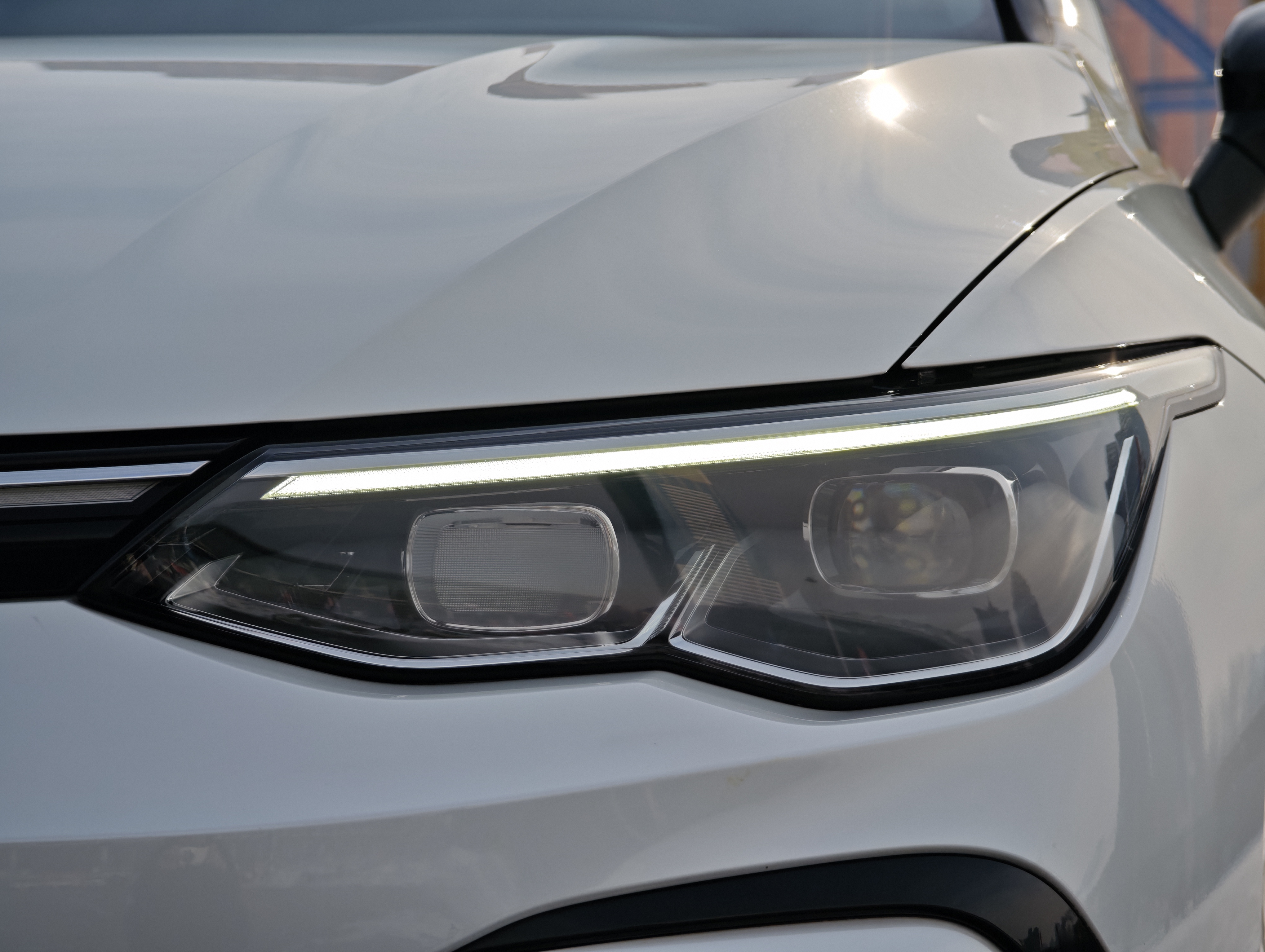 Volkswagen Golf 2023 car image #9