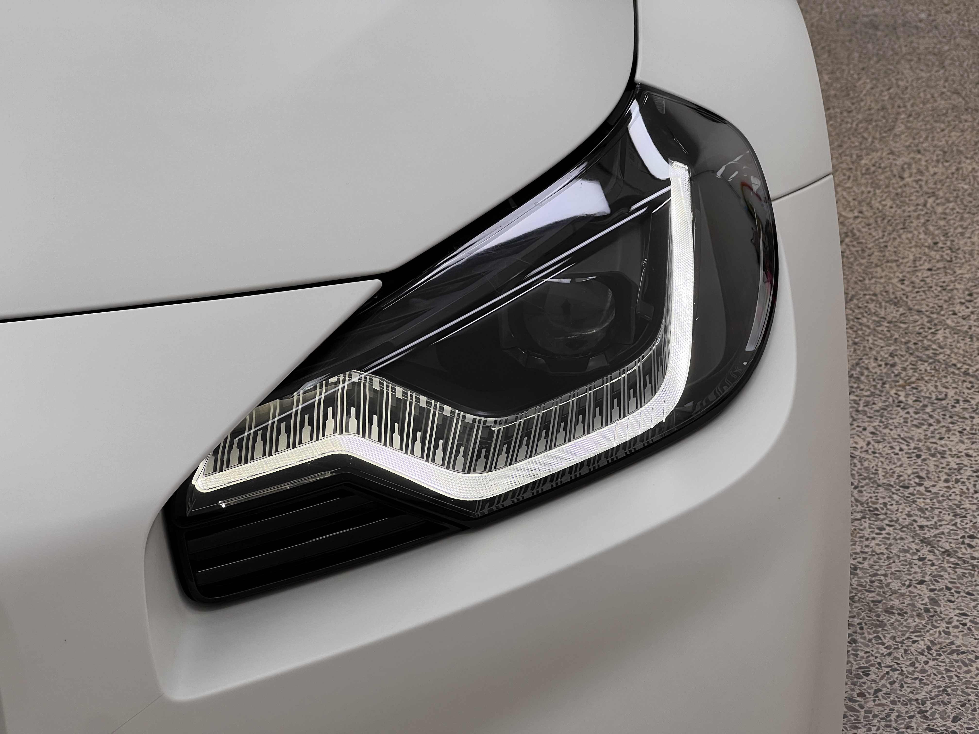 BMW M2 2023 immagine di auto #9