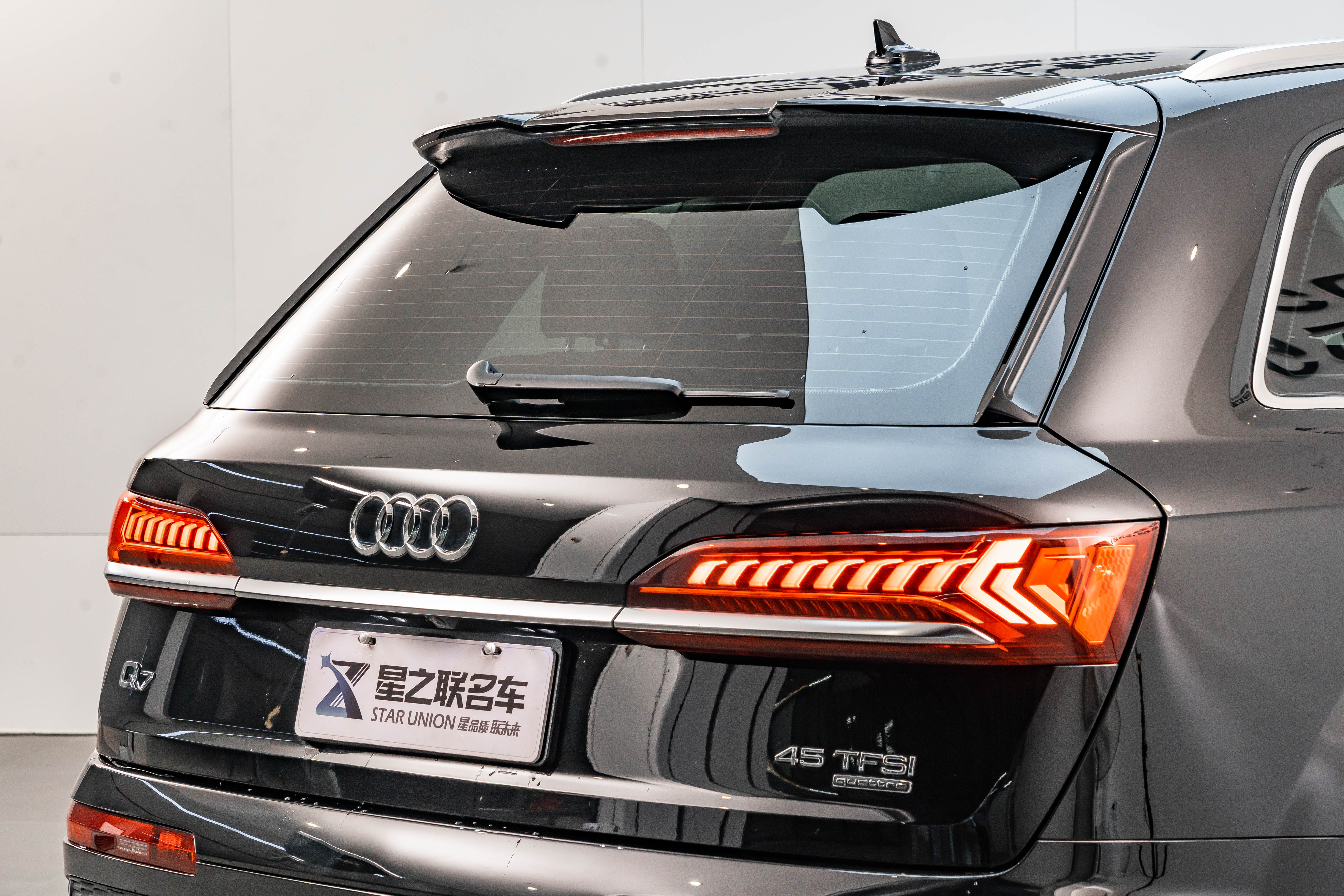 Audi Q7 2023 #9 Audi Q7 2023 car image #9