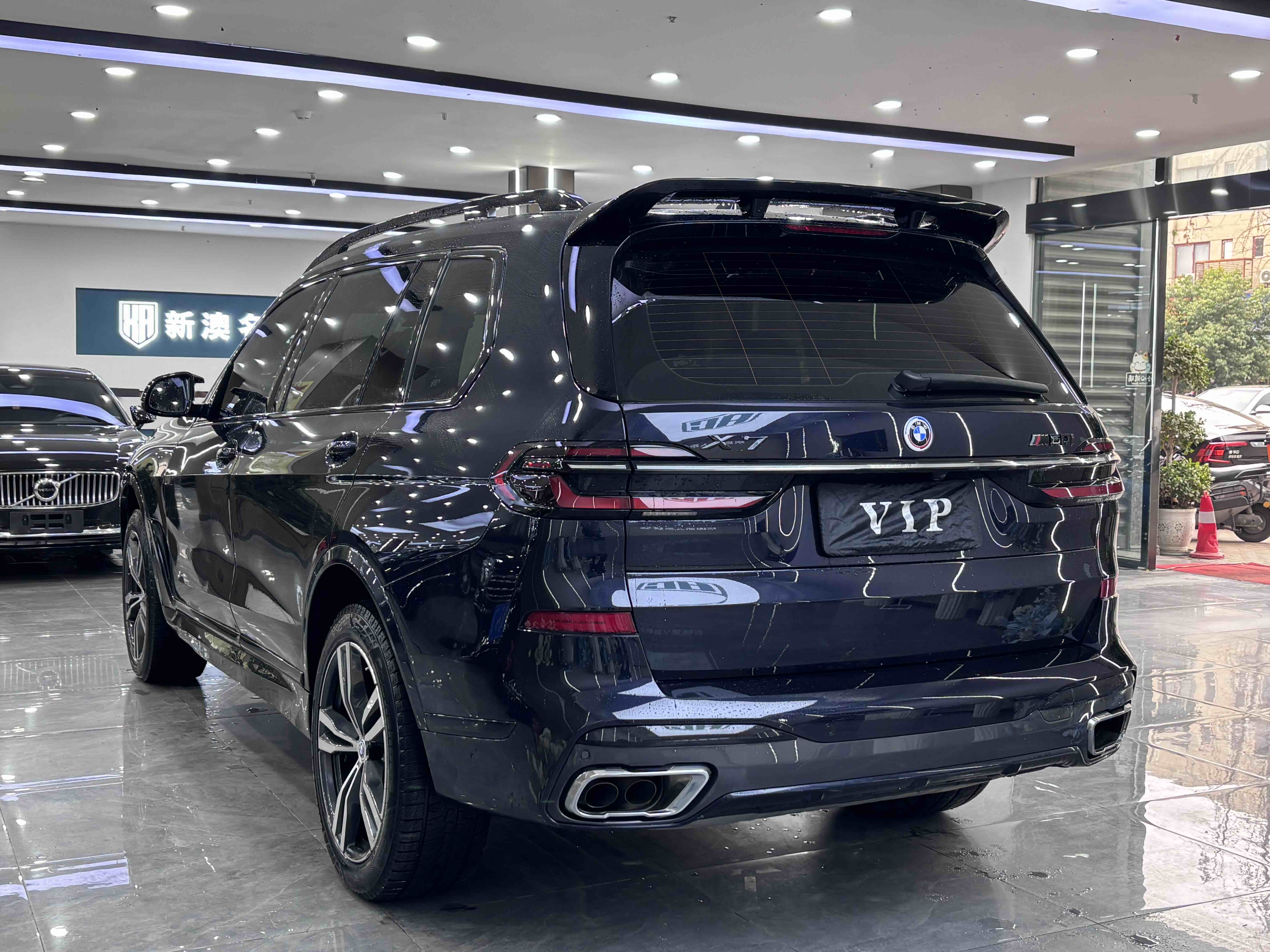 BMW X7 2023 immagine di auto #9