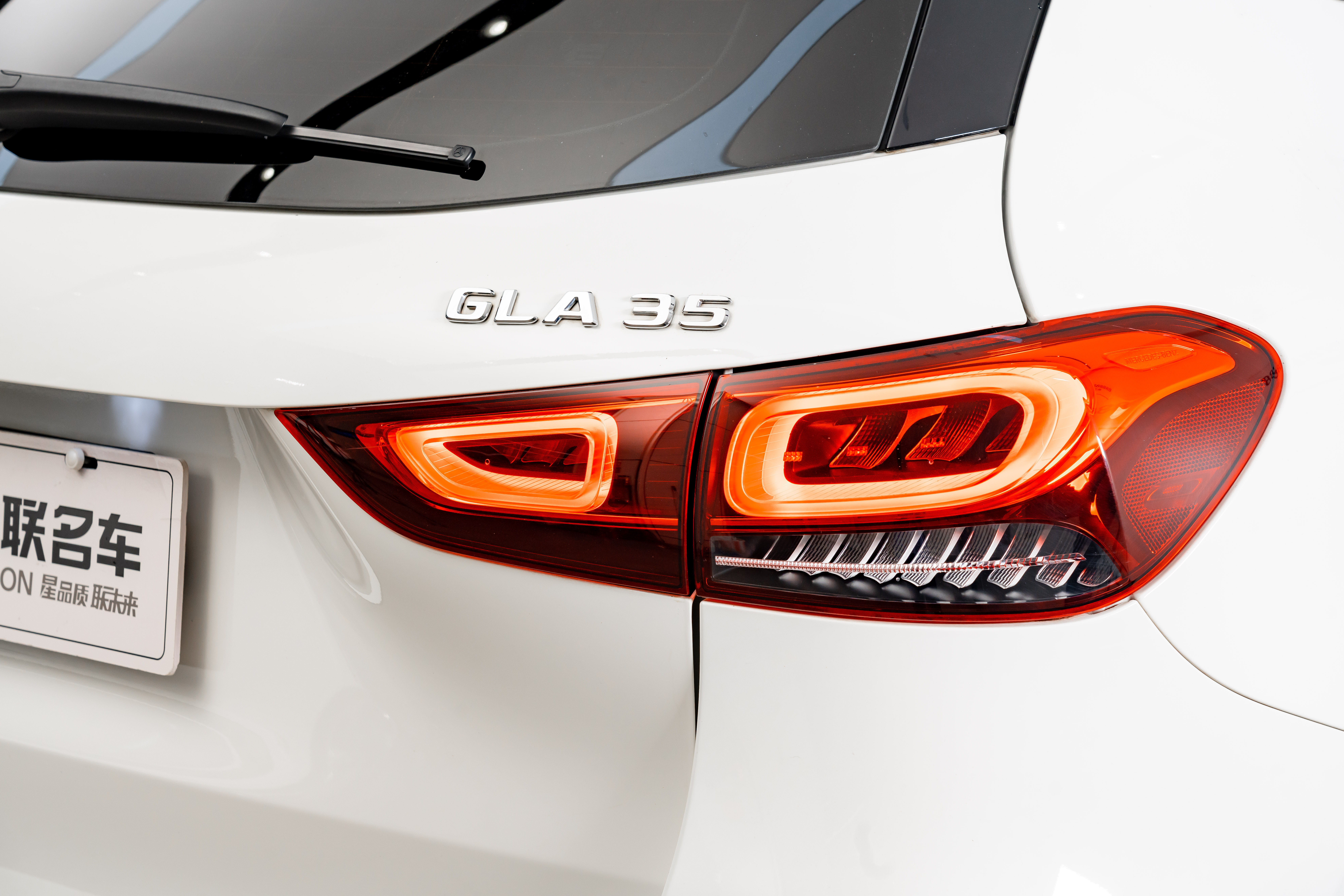 Mercedes-Benz GLA AMG 2023 car image #9