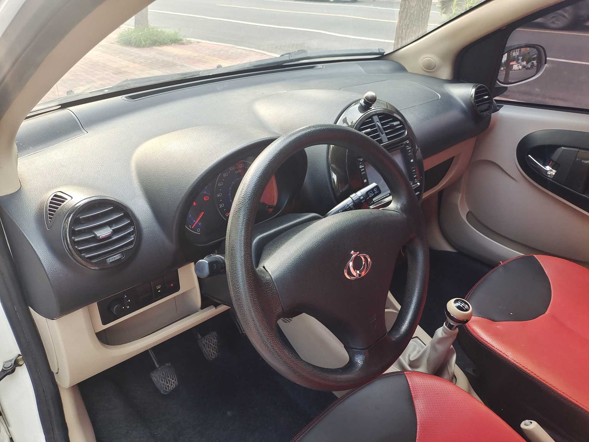 GEELY Panda Classic 2014 car image #9