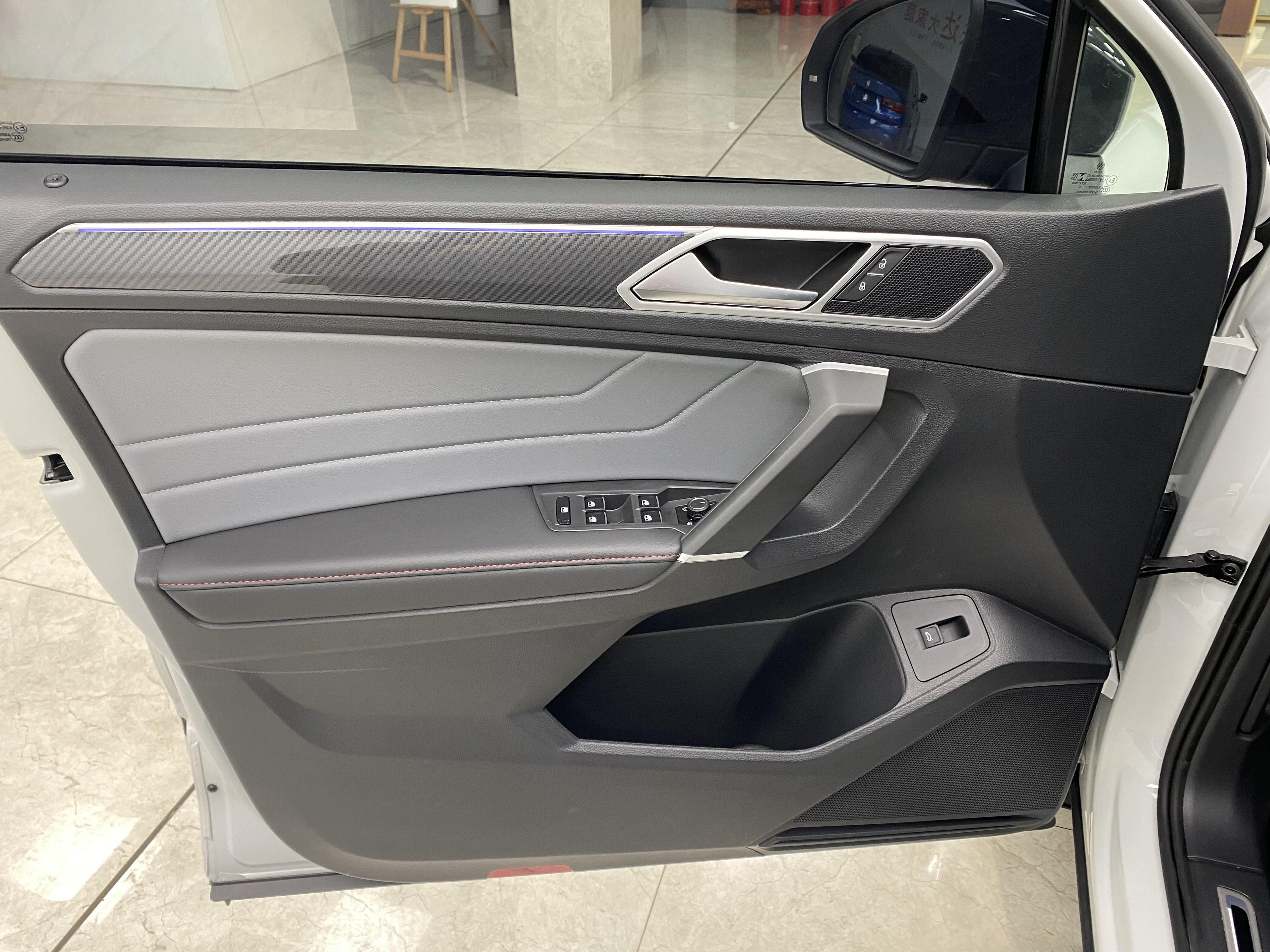 Volkswagen Tiguan X 2022 car image #9