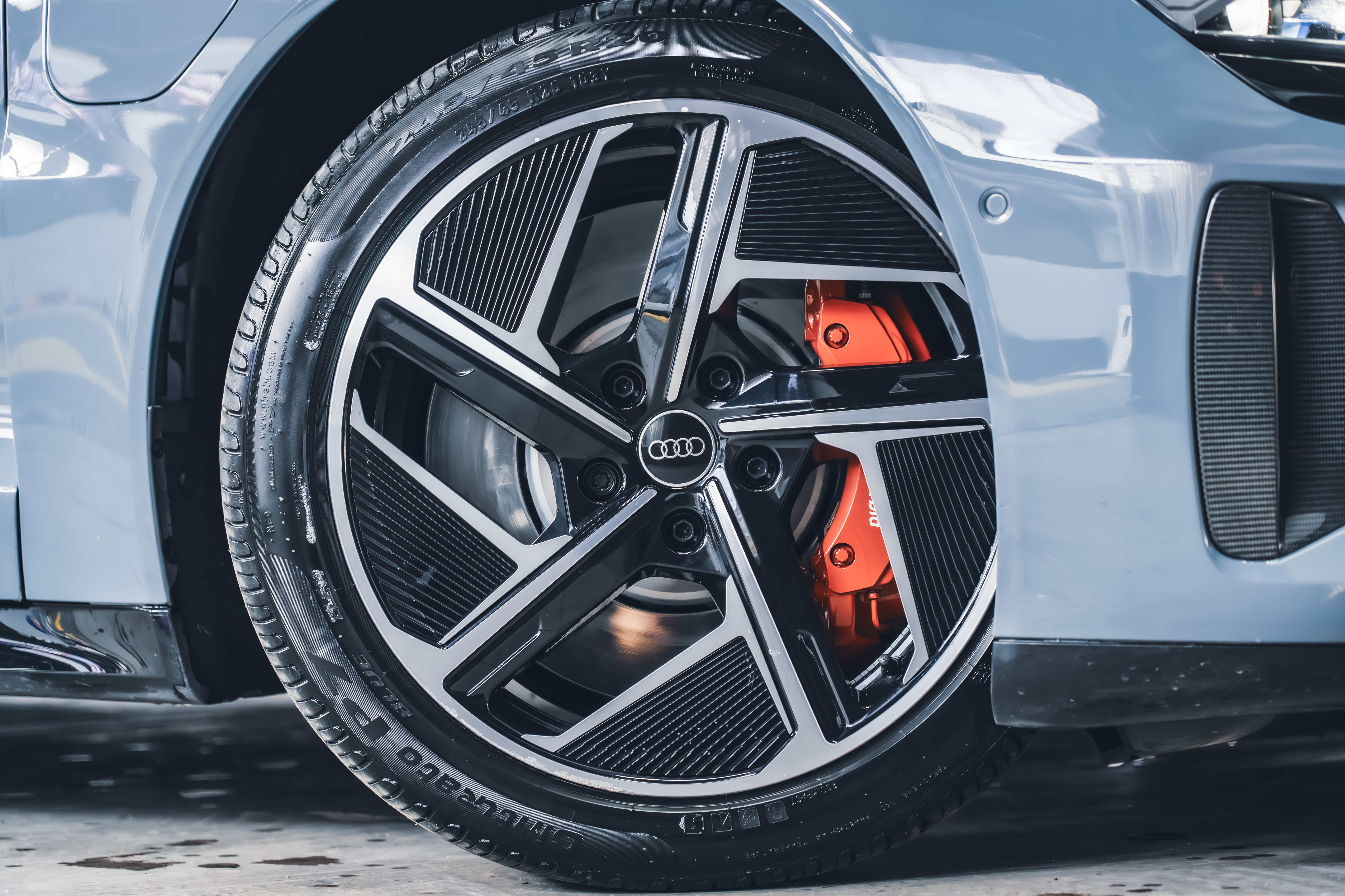 Audi RS e-tron GT 2023 car image #9