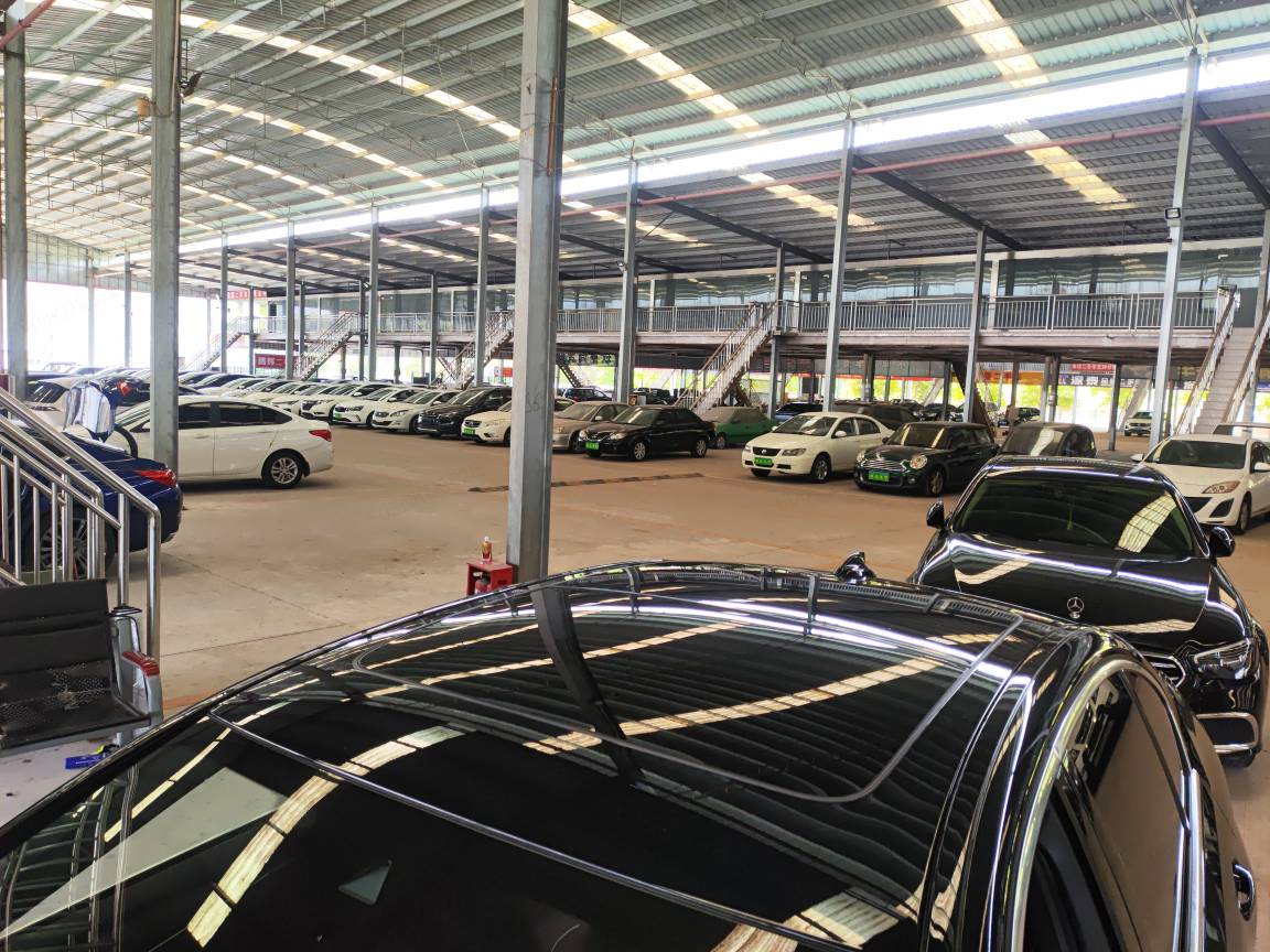 BMW 5 Series 2023 car image #9