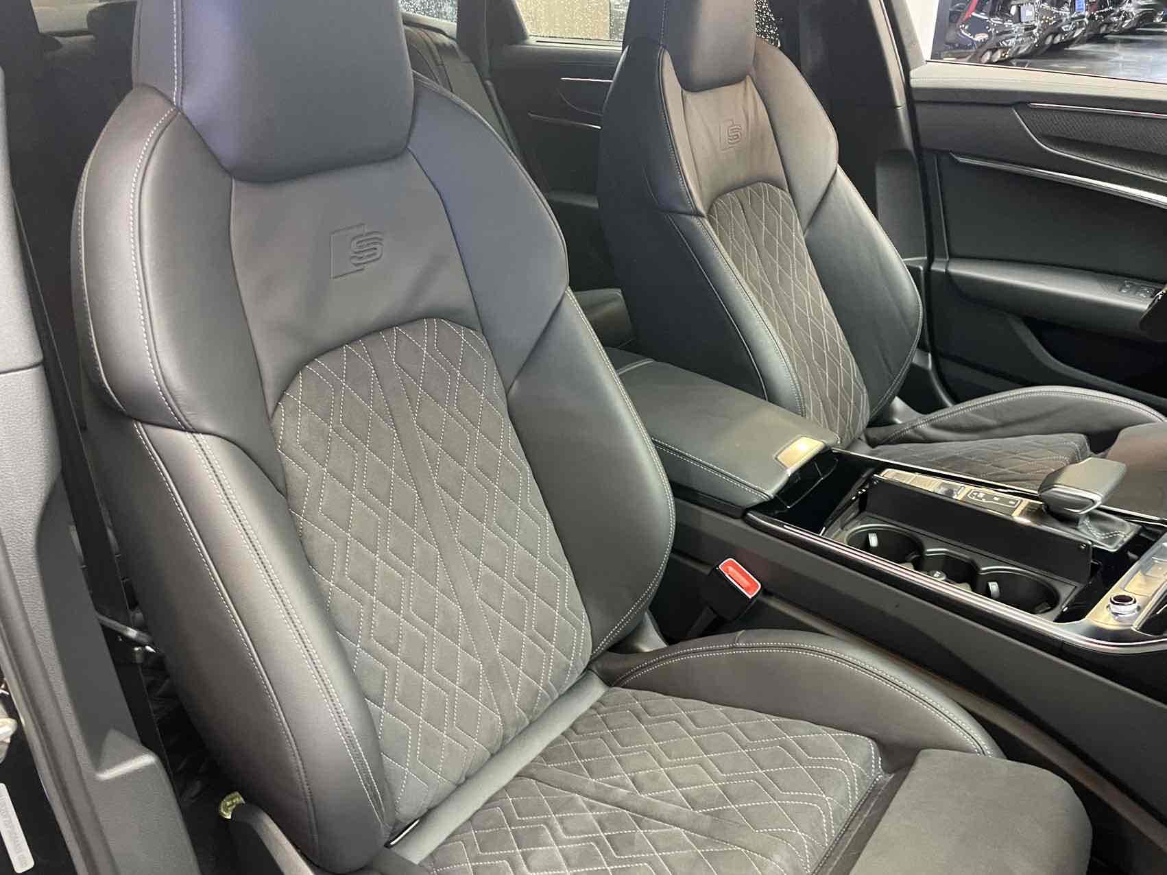 Audi S6 2024 car image #9