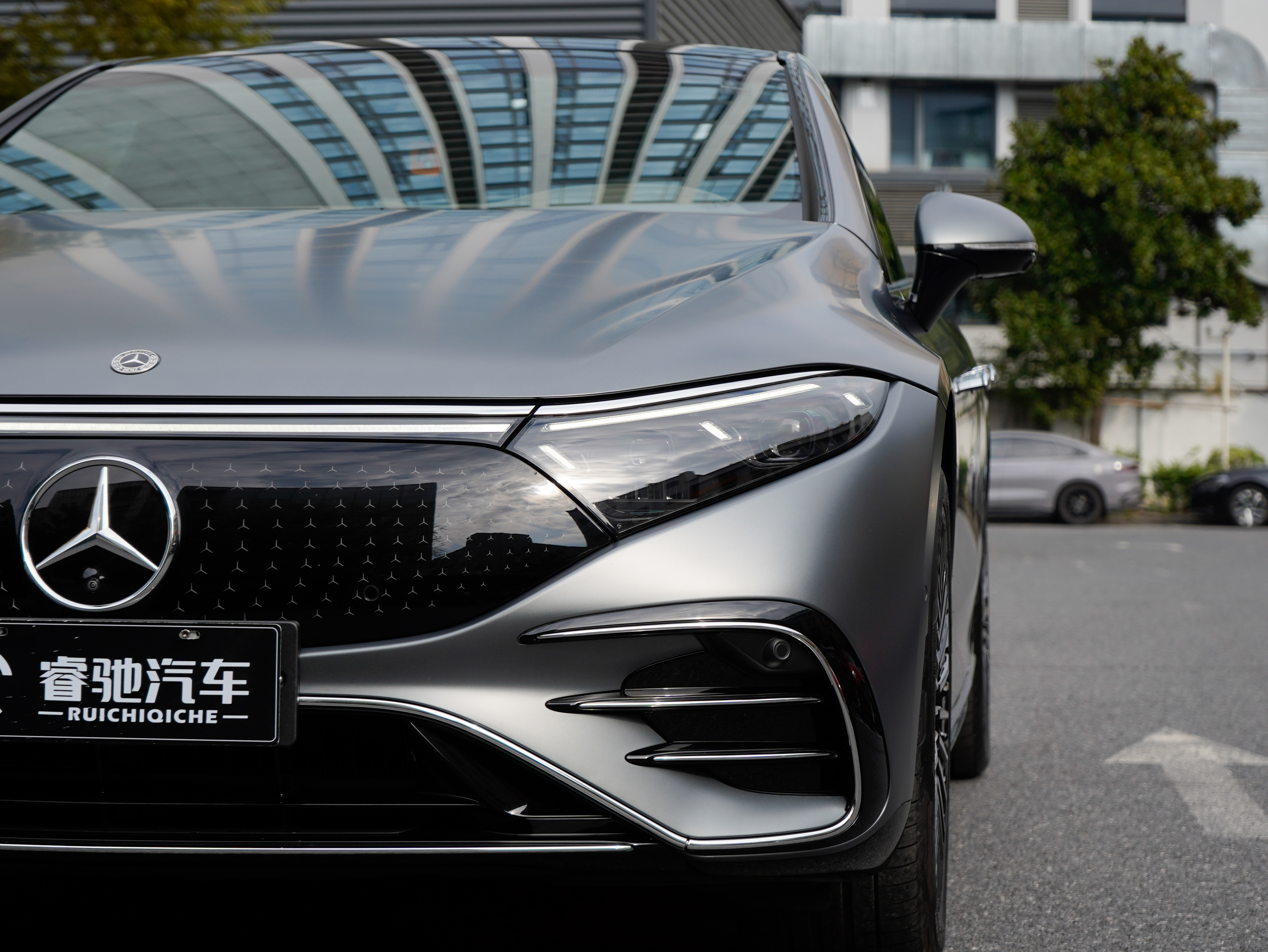 Mercedes-Benz EQS Class 2024 car image #9