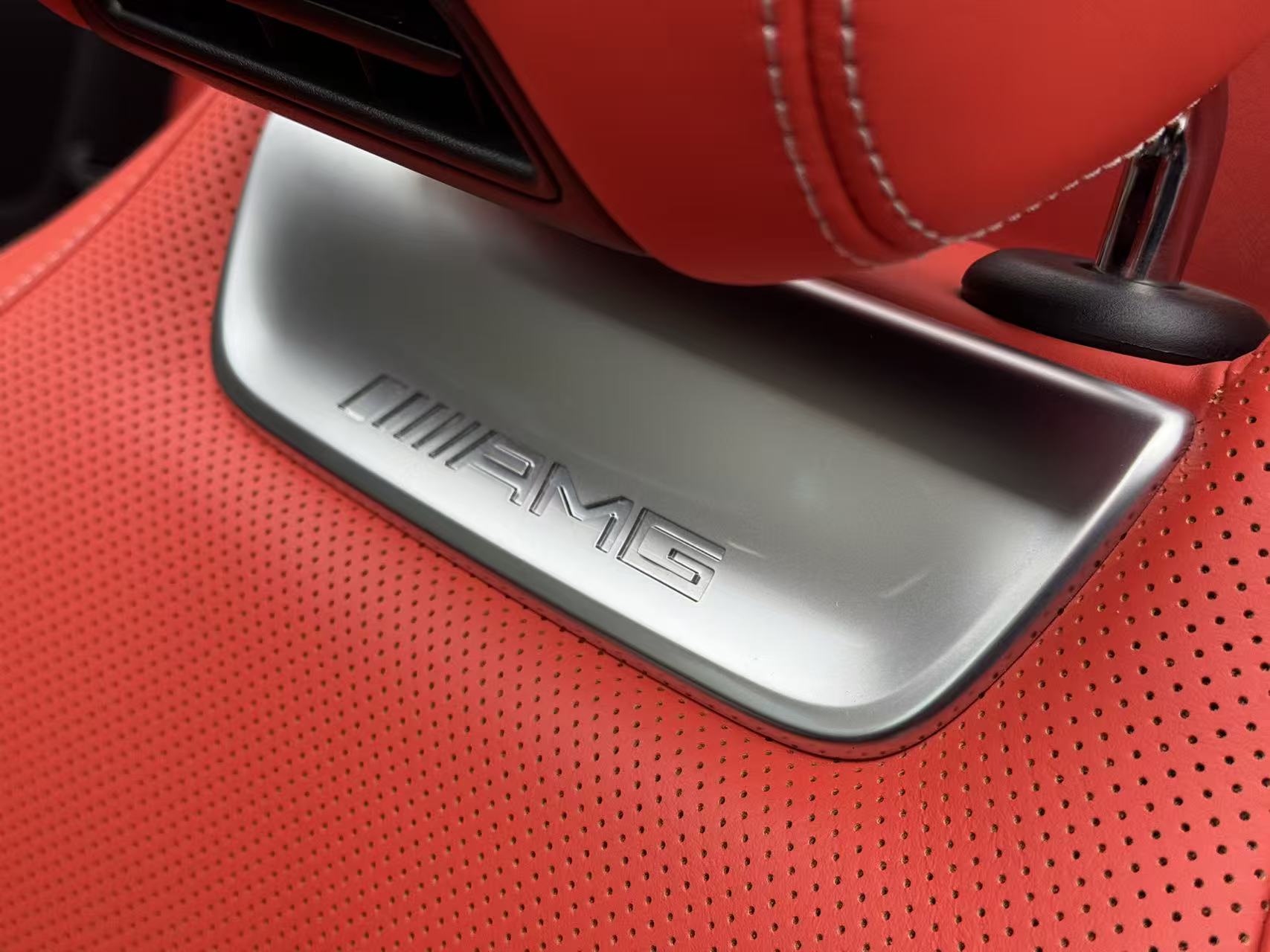 Mercedes-Benz 2024 car image #9