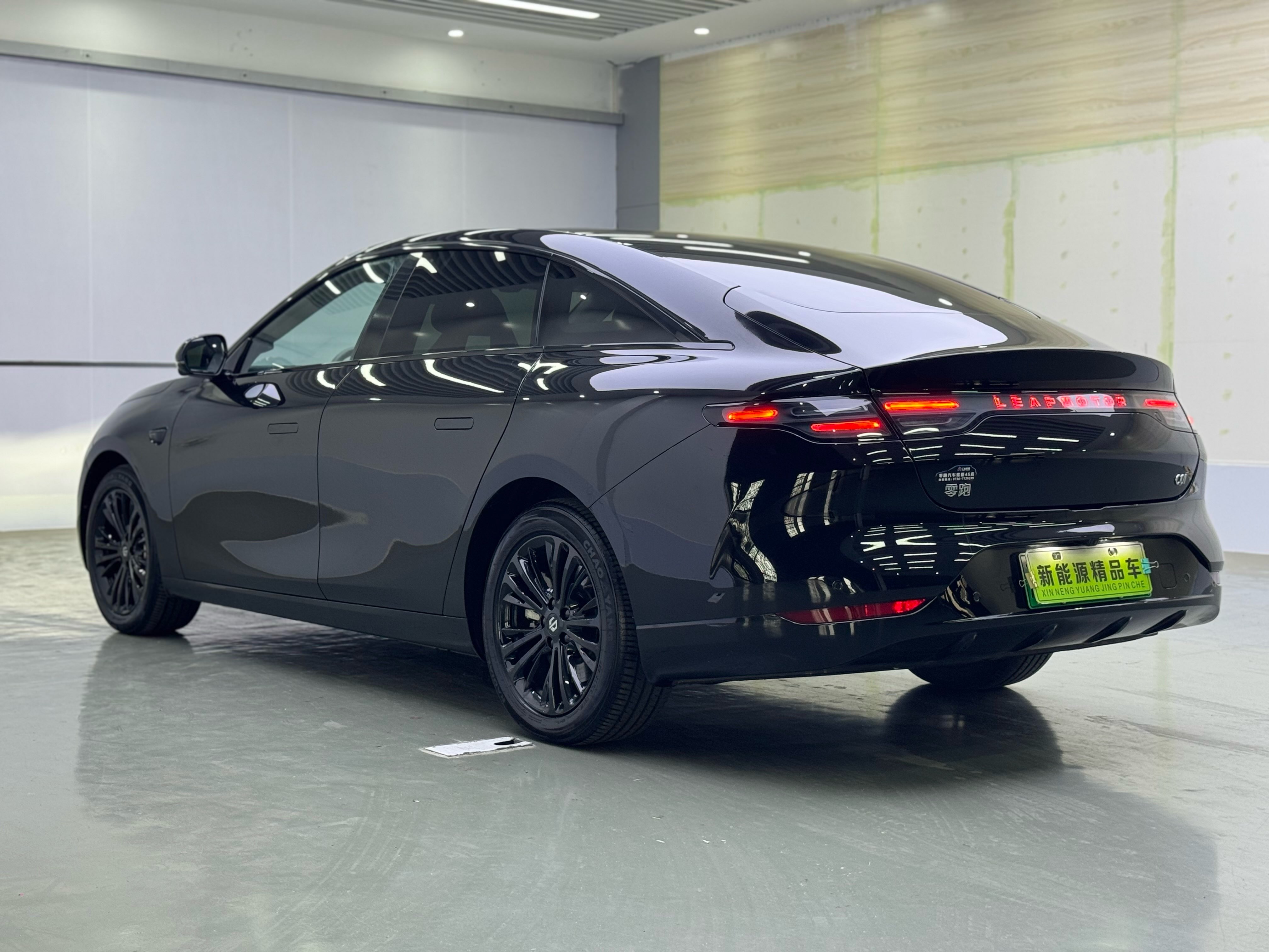 零跑汽车 零跑C01 2023 汽车图片 #9