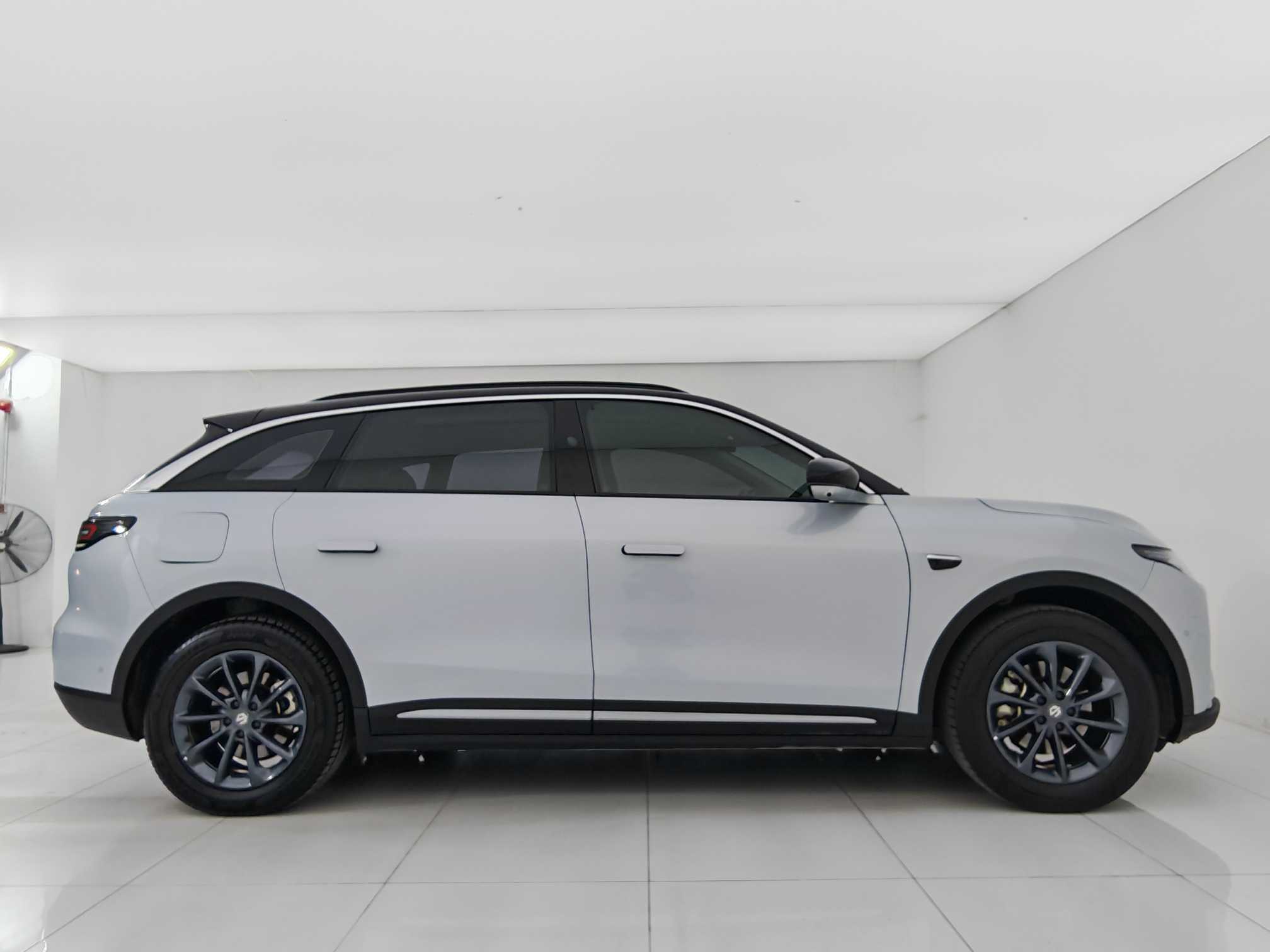 零跑汽车 零跑C11 2023 汽车图片 #9