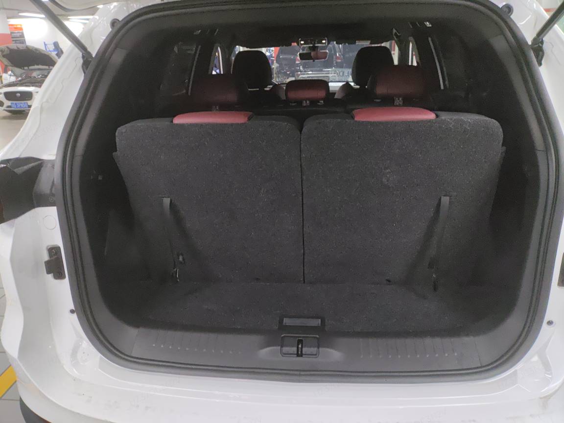 Jetour X70 PLUS 2024 car image #9