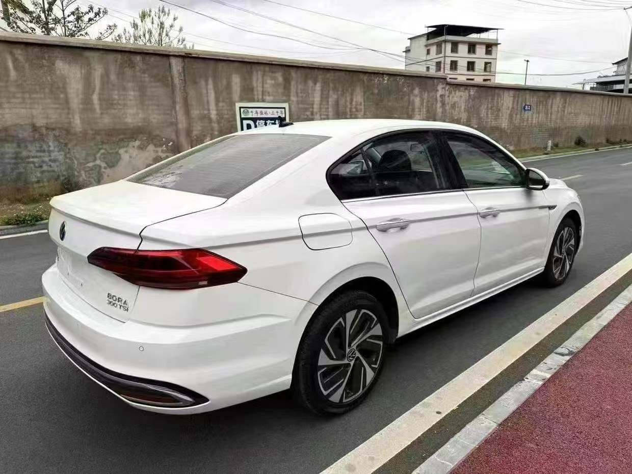Volkswagen Bora 2023 car image #9