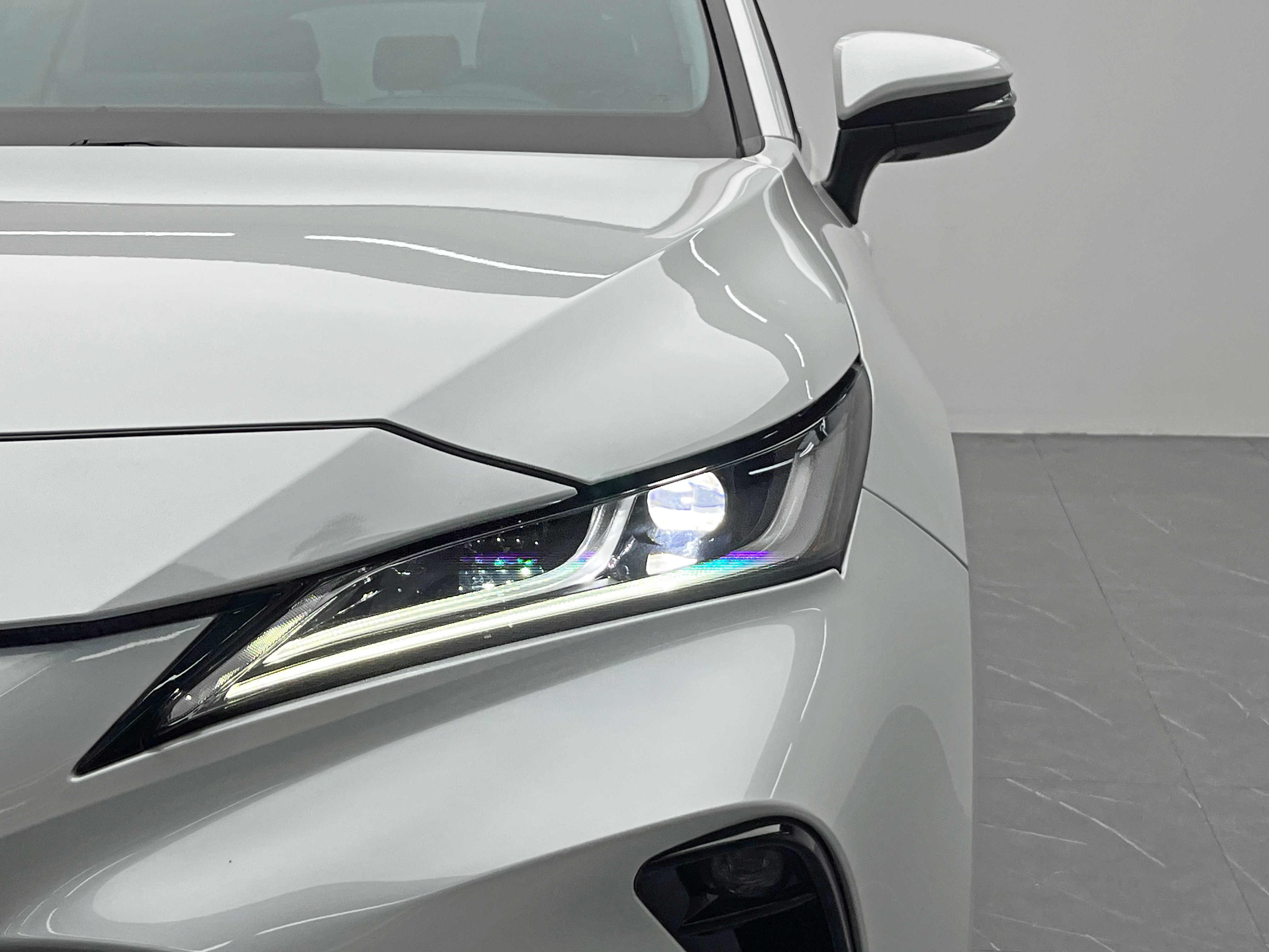 Toyota Venza 2024 car image #9