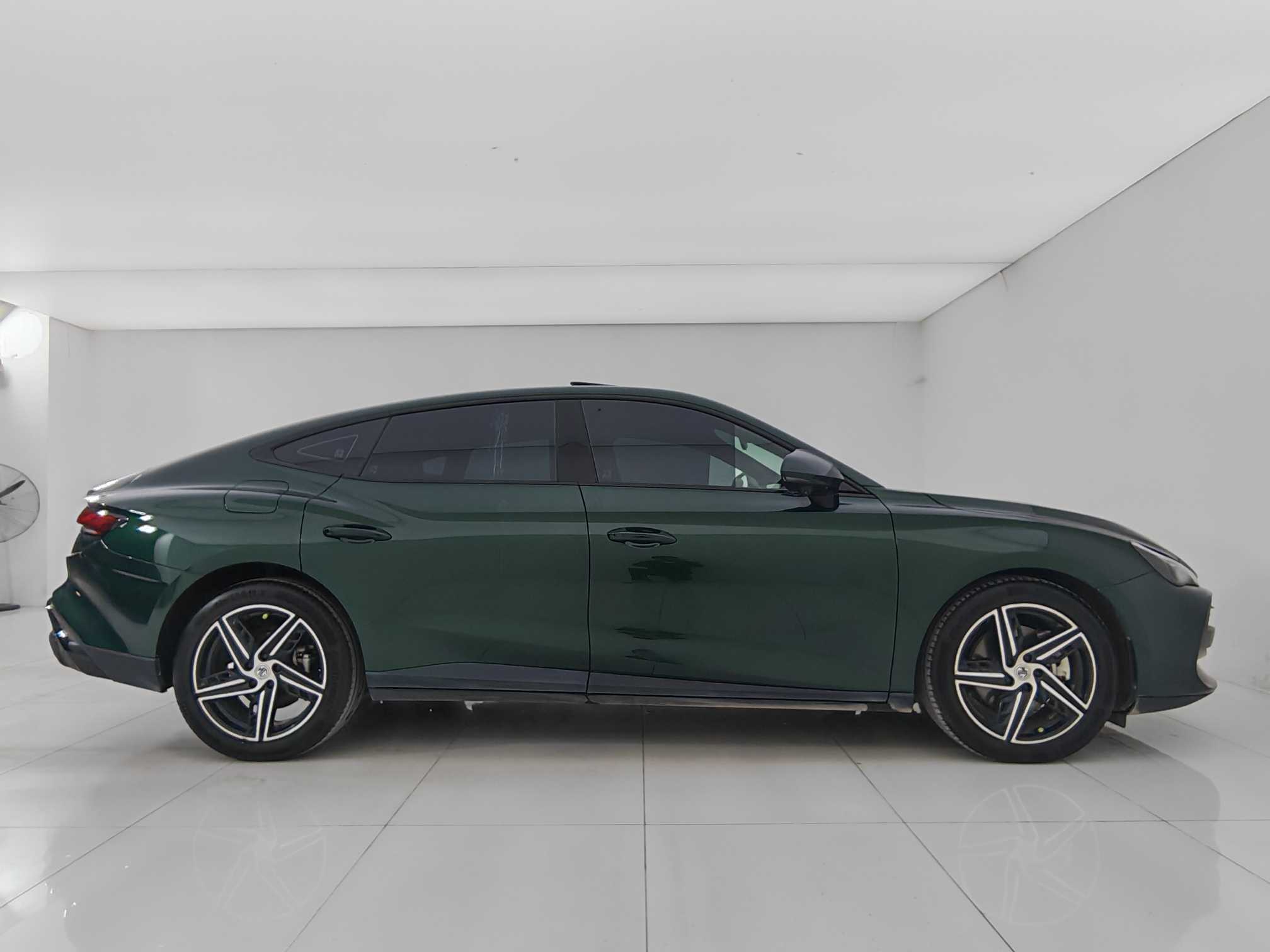 MG 7 2023 car image #9