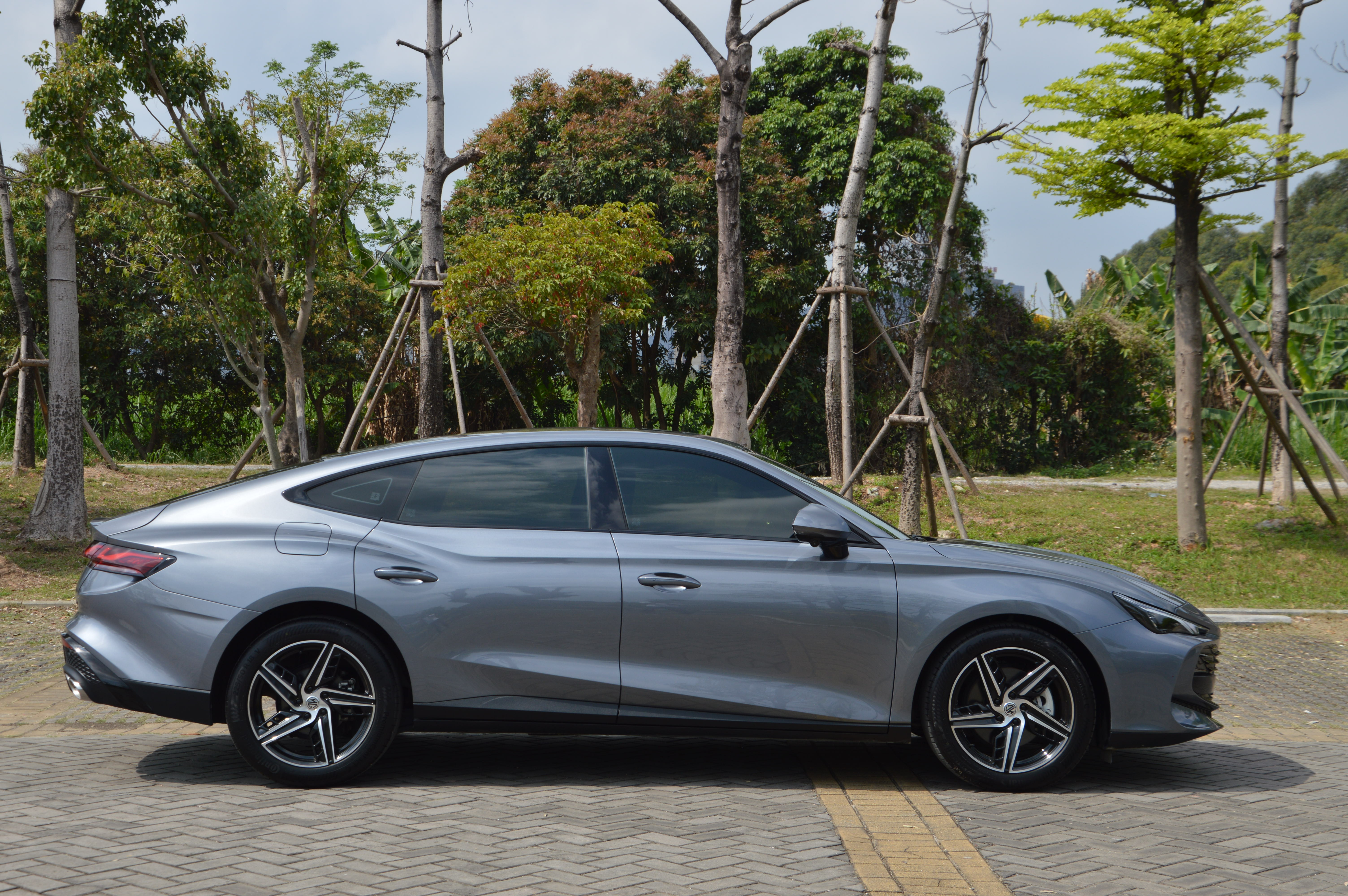 MG 7 2023 imagem de carro #9