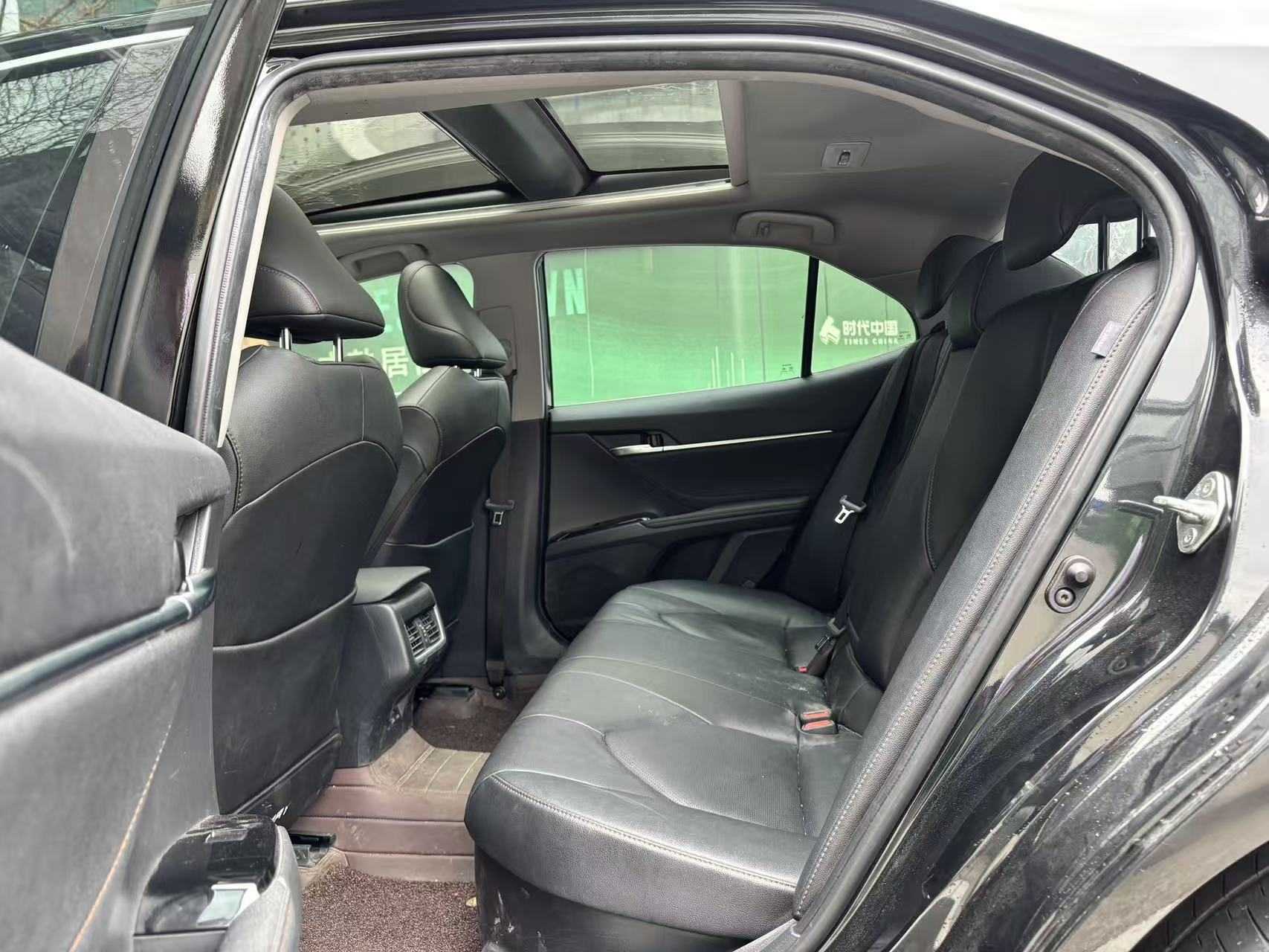 Toyota Camry 2024 immagine di auto #9