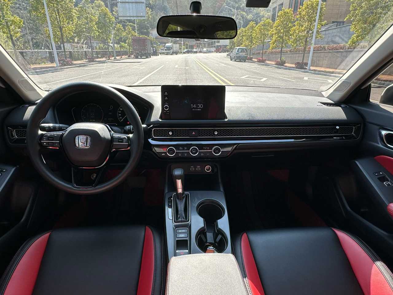 Honda Civic 2023 car image #9