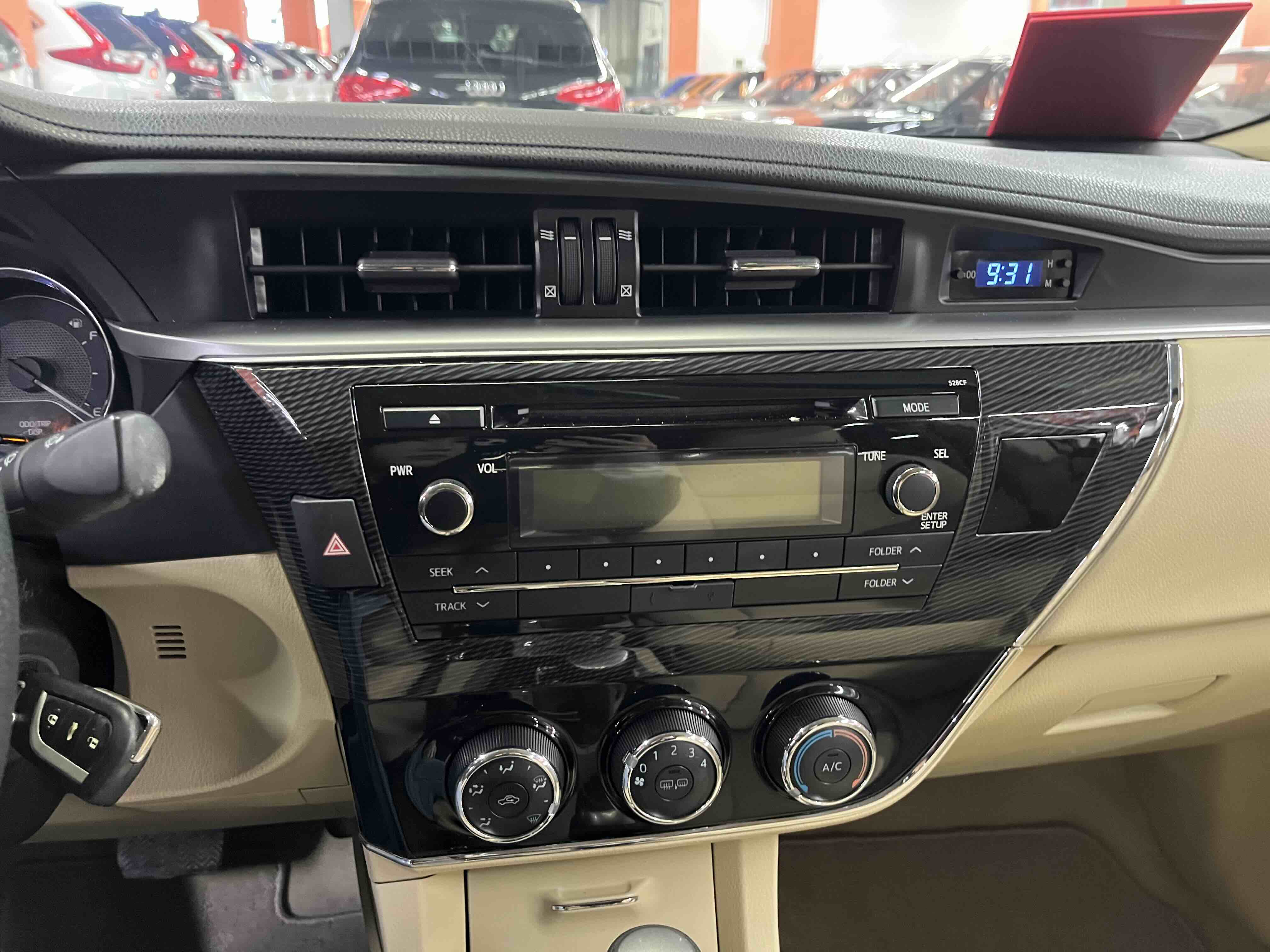 Corolla 2014 car image #9