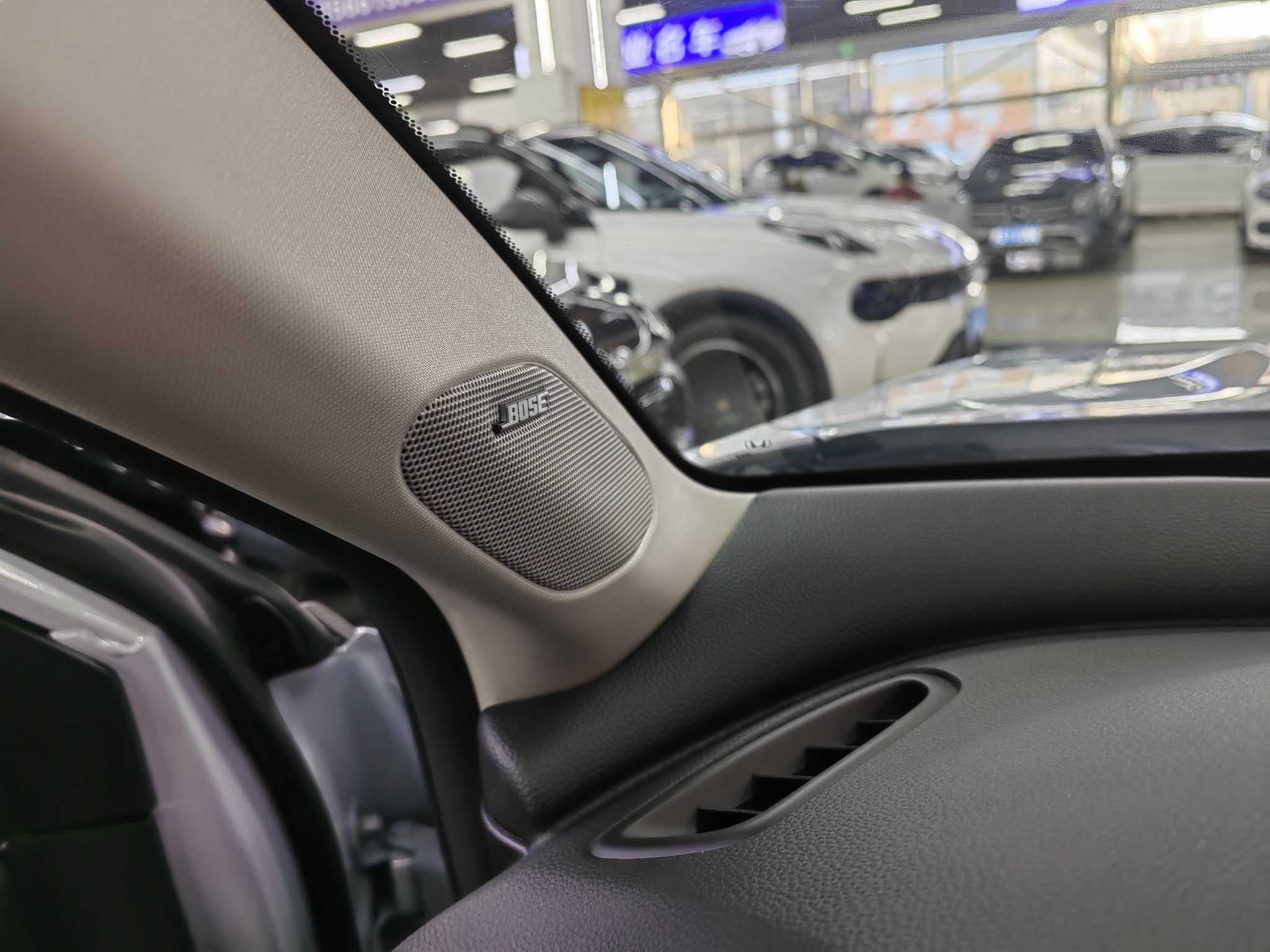 Honda HR-V 2023 car image #9