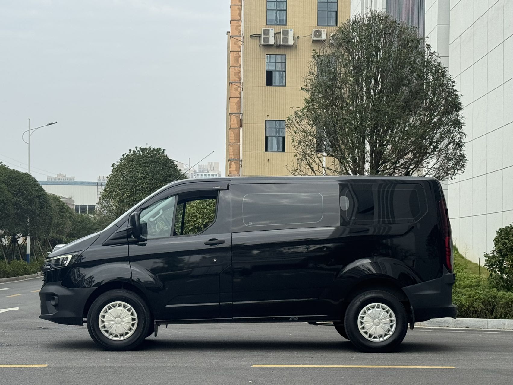 Ford Transit T8 2023 #9 Ford Transit T8 2023 car image #9