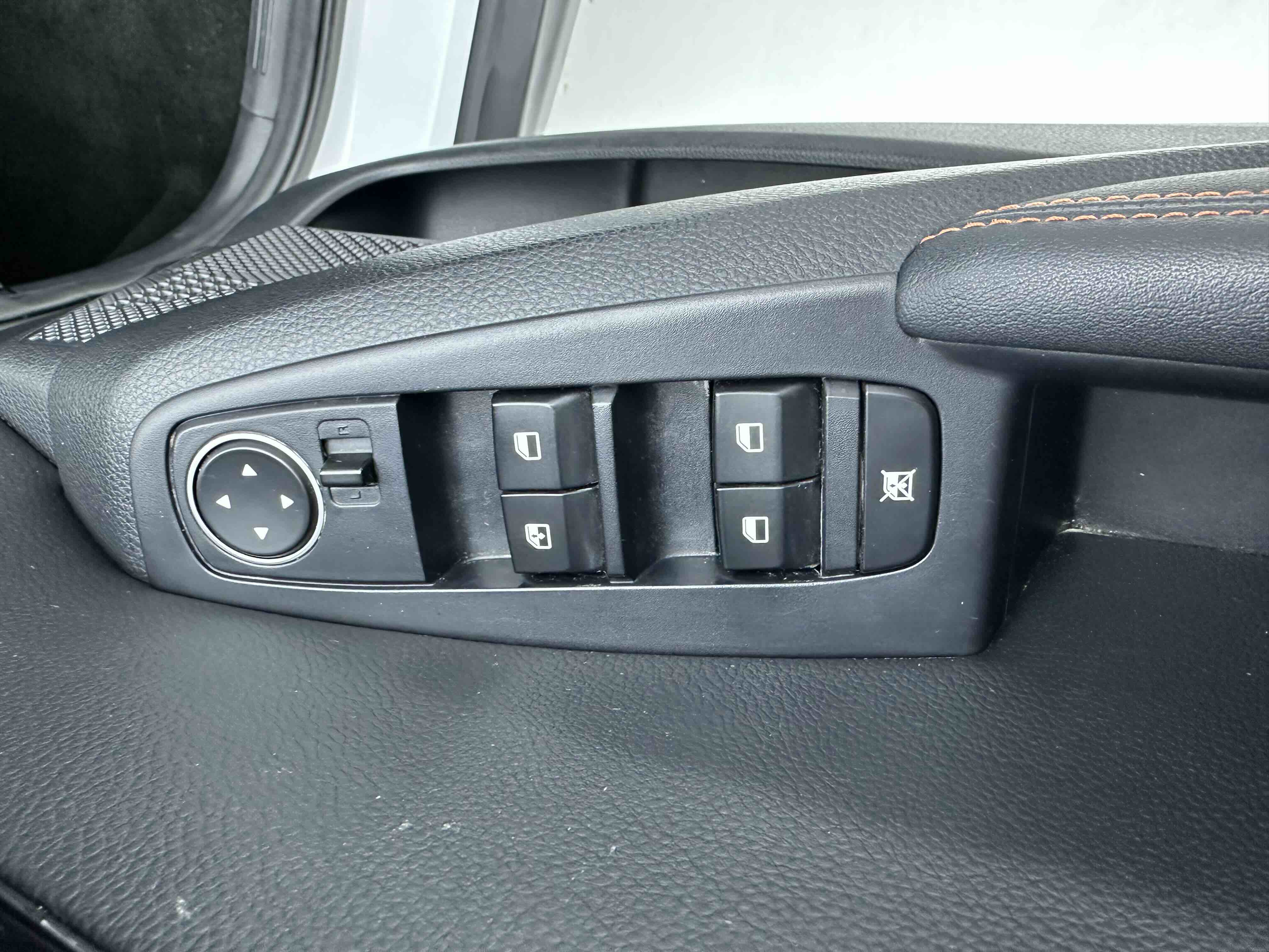 Kia Seltos 2024 car image #9