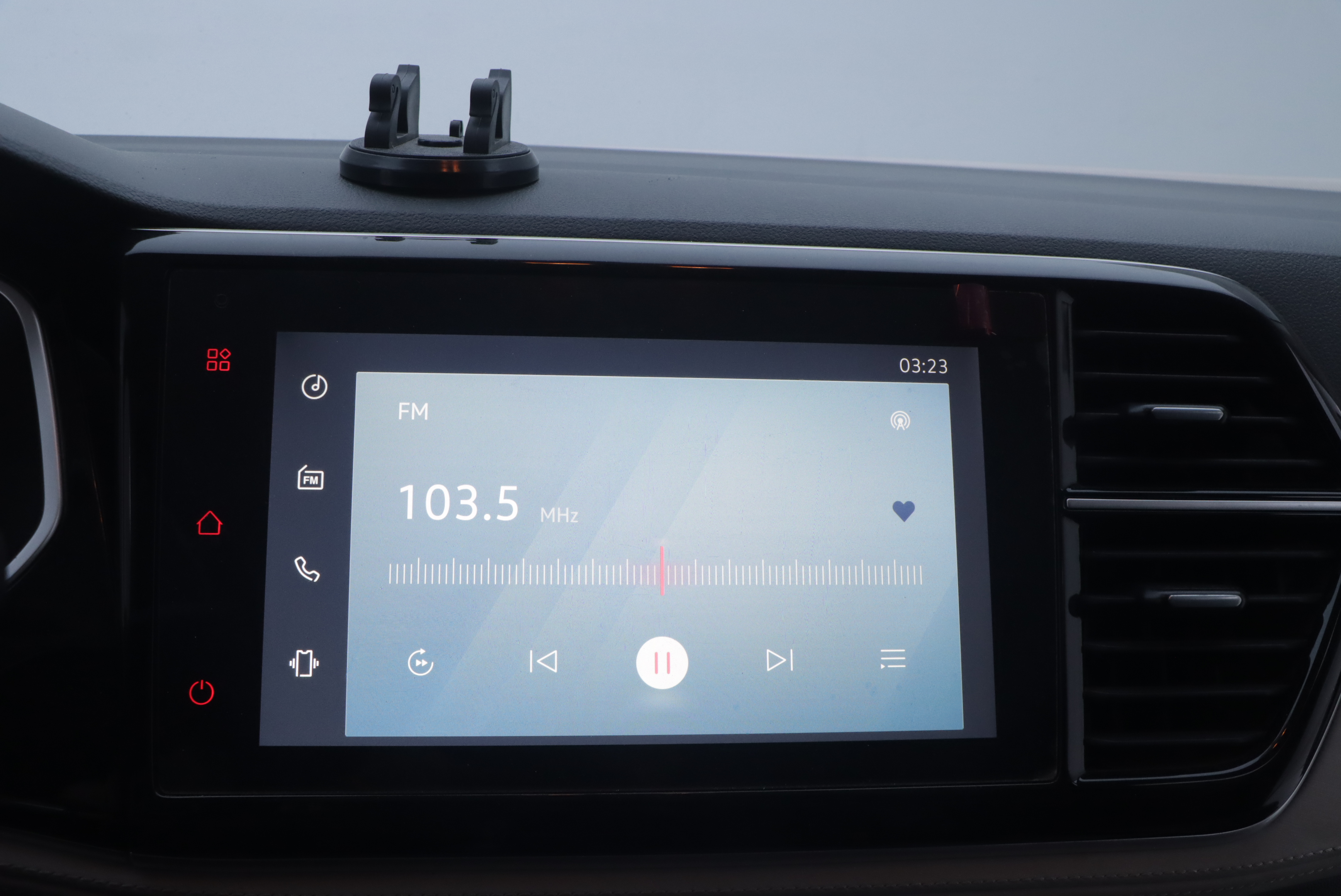 VS5 2023 car image #9